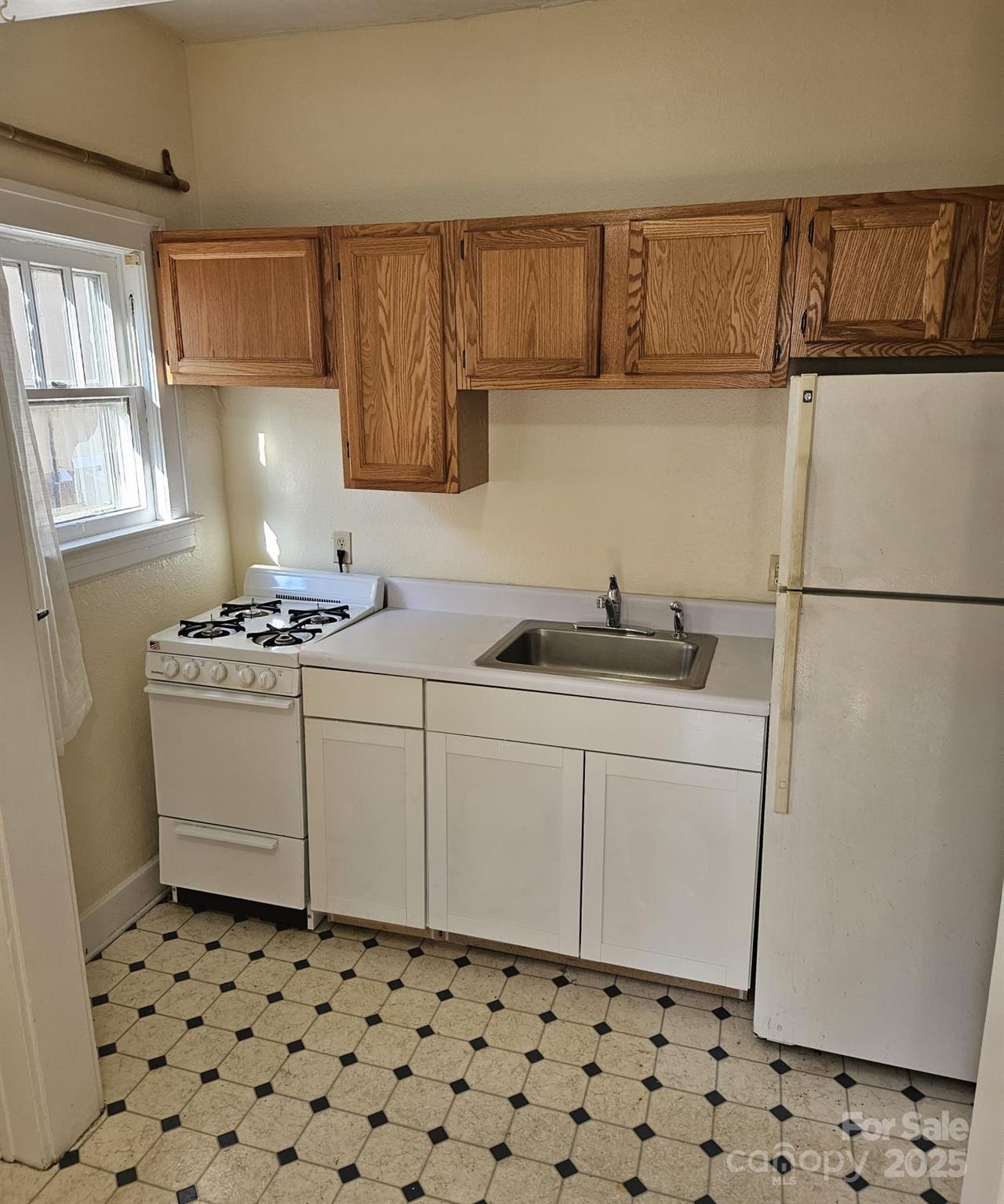 40 Coleman Avenue