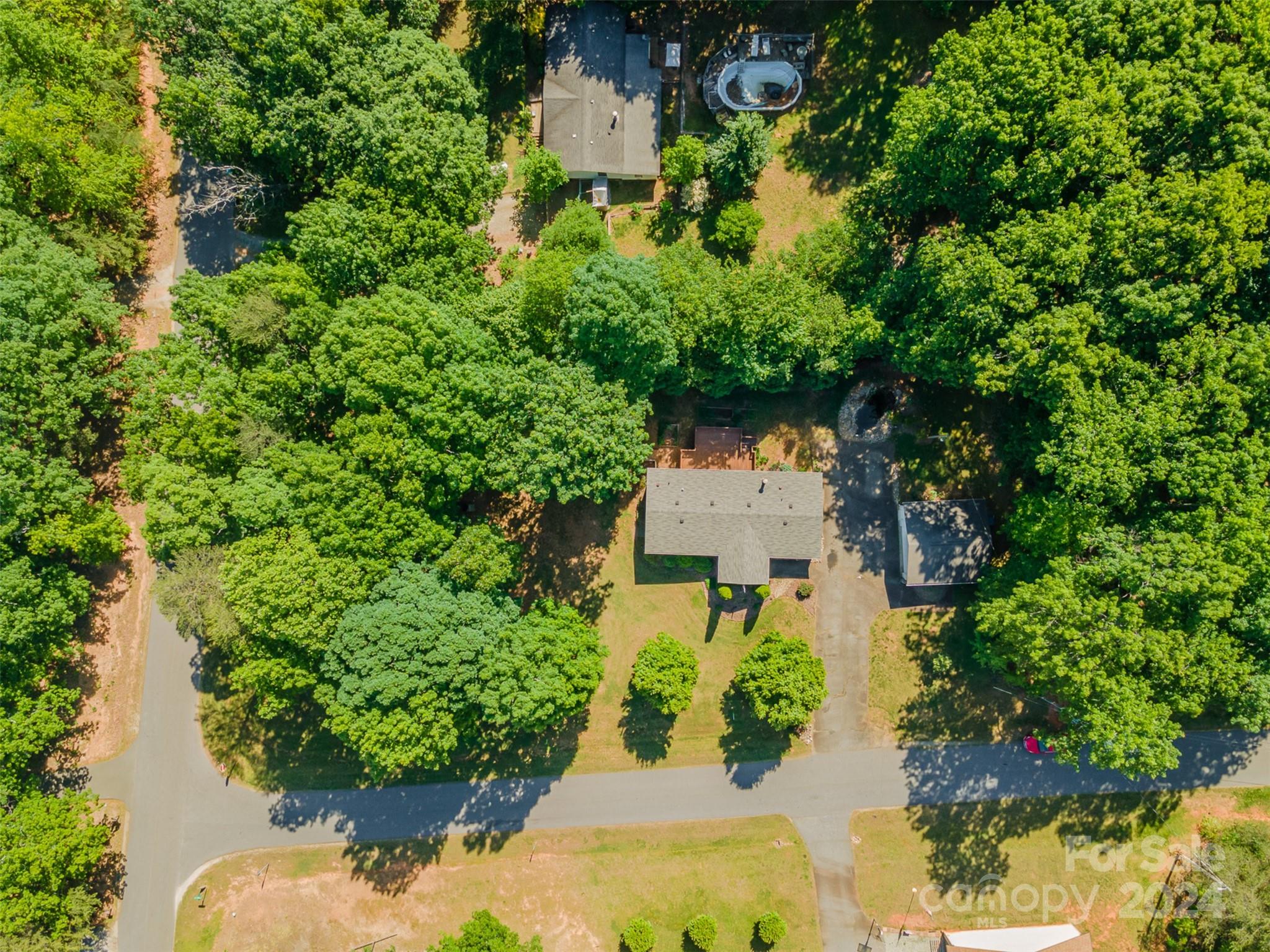 Mount Anderson - Residential