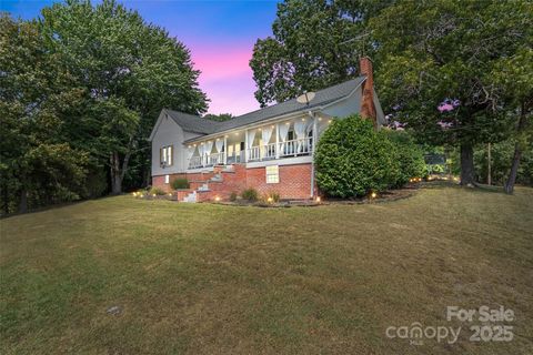 Photo of 5780 S NC 16 Business Highway, Maiden, NC 28650 (MLS # 4307114)
