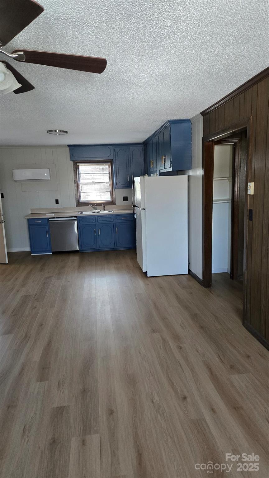 1554 Barringer Street