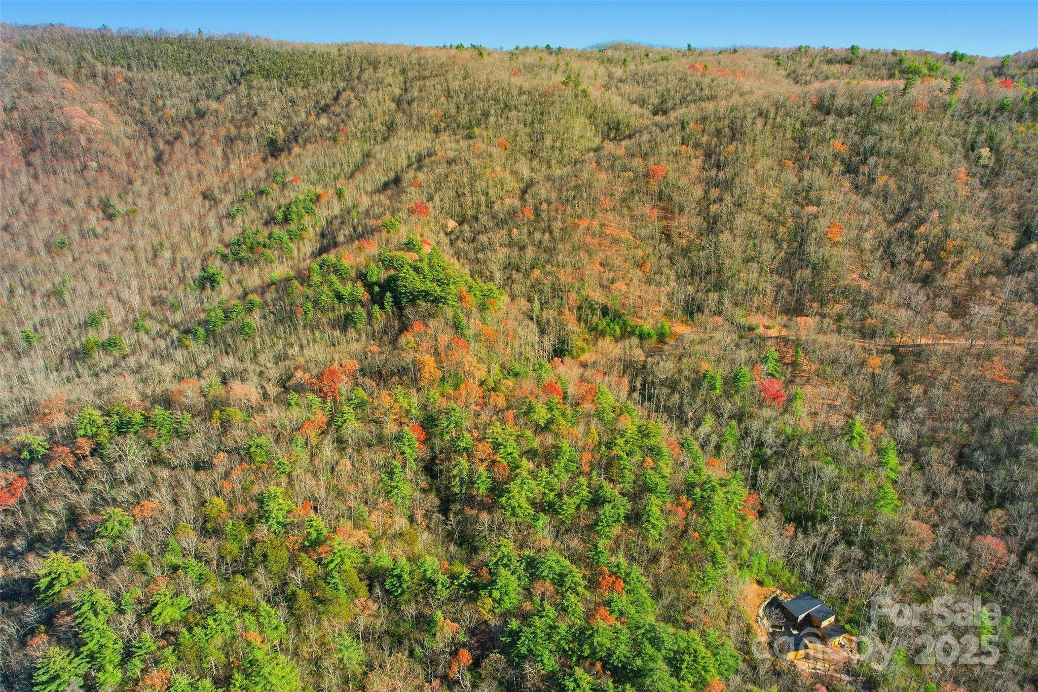 Round Mountain Falls - Land