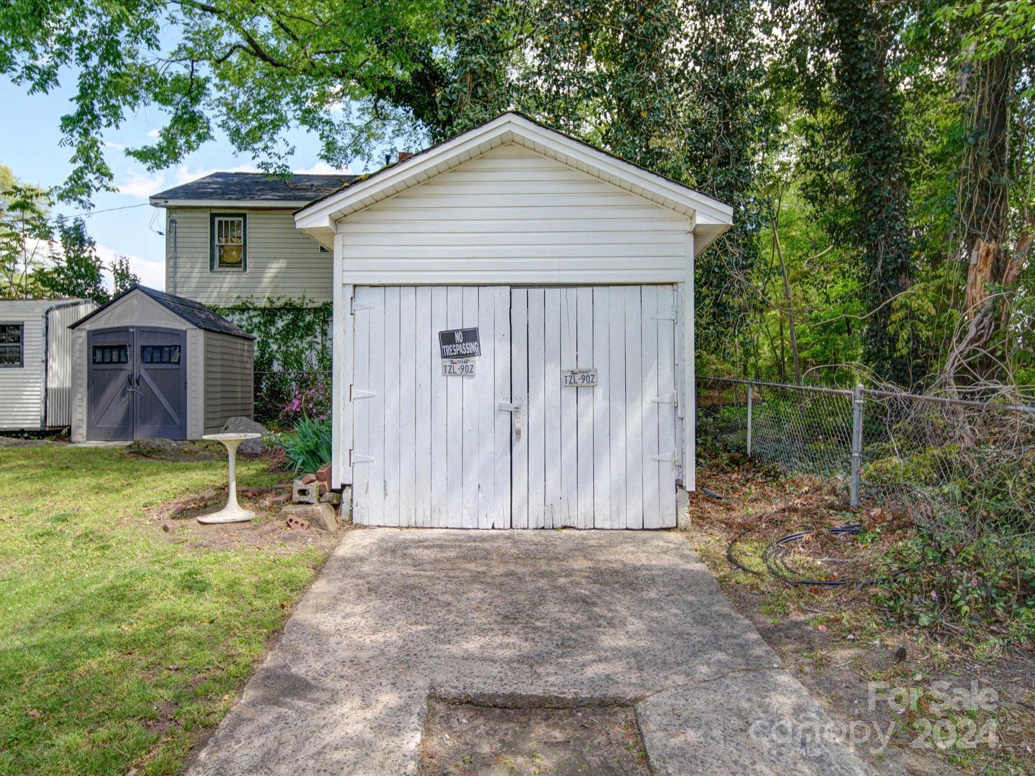 Elmwood - Residential