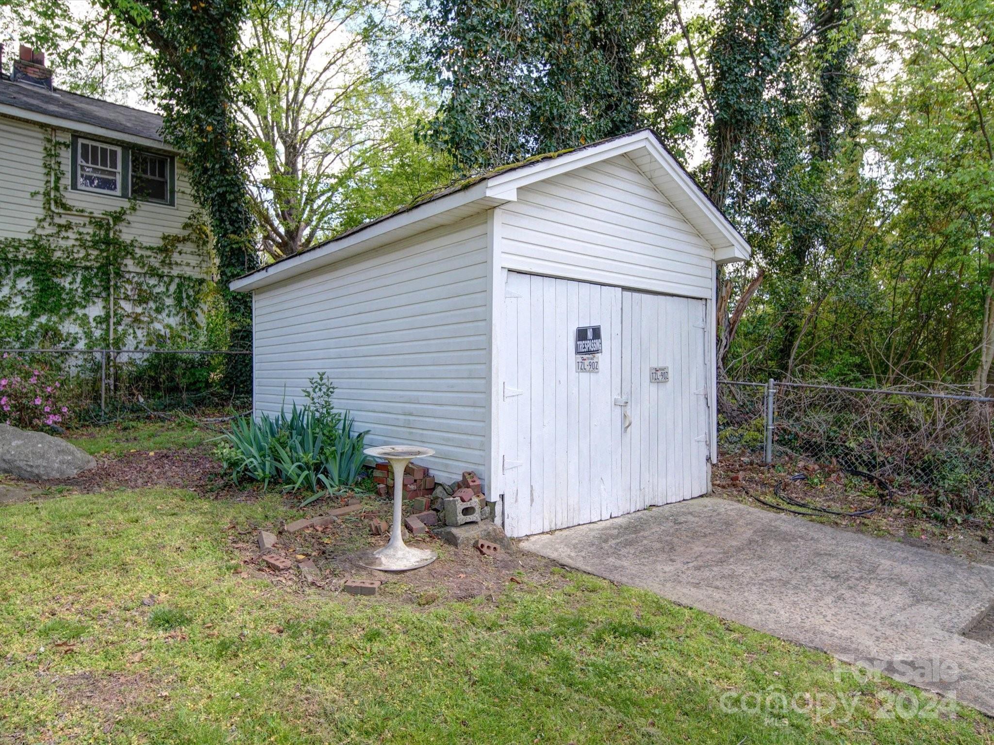 Elmwood - Residential