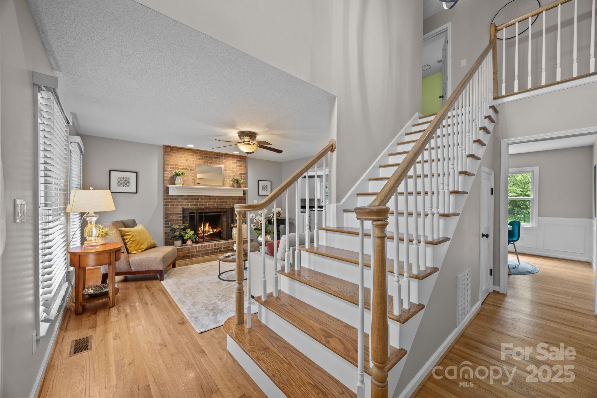 6 Springfield Way