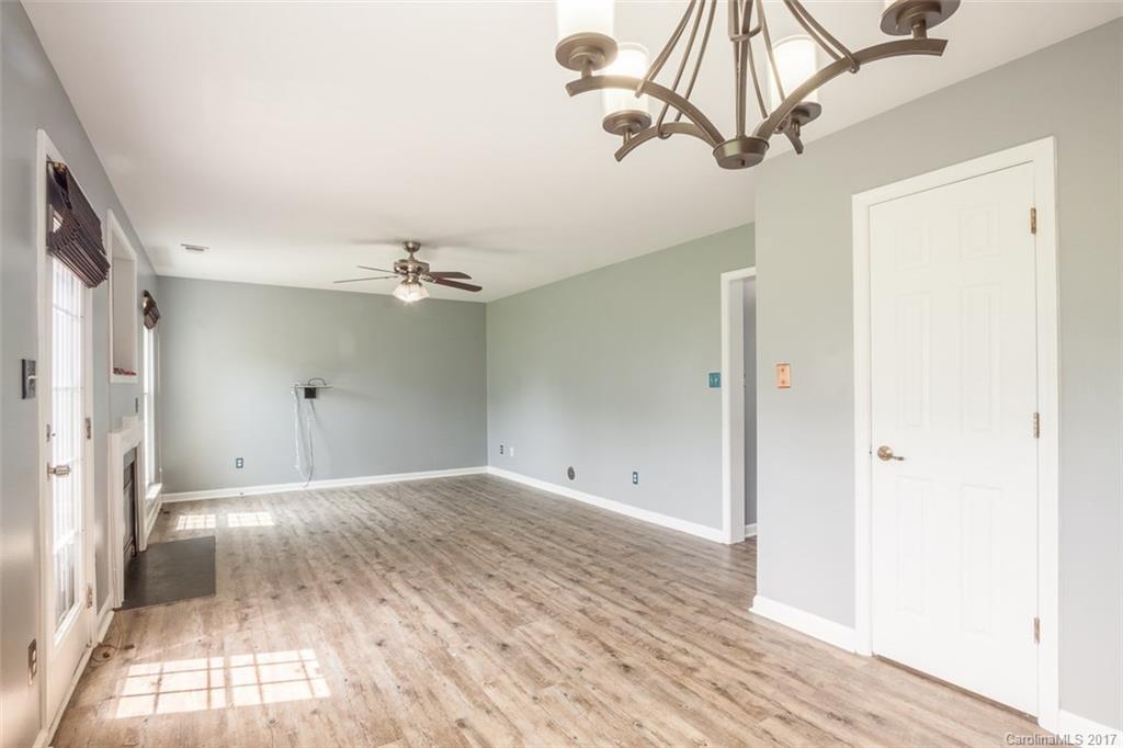 Steele Creek - Residential