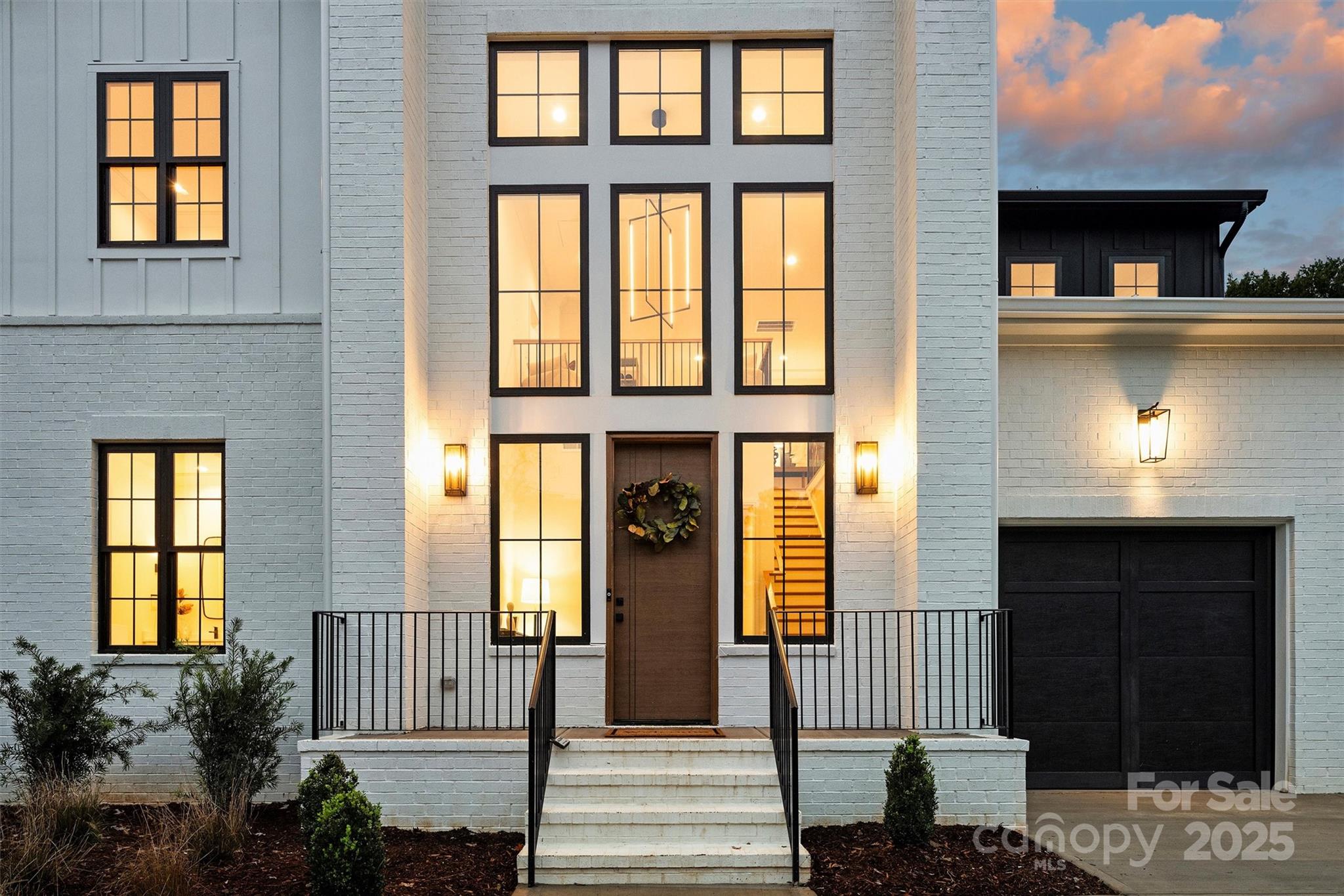 3856 Moultrie Street