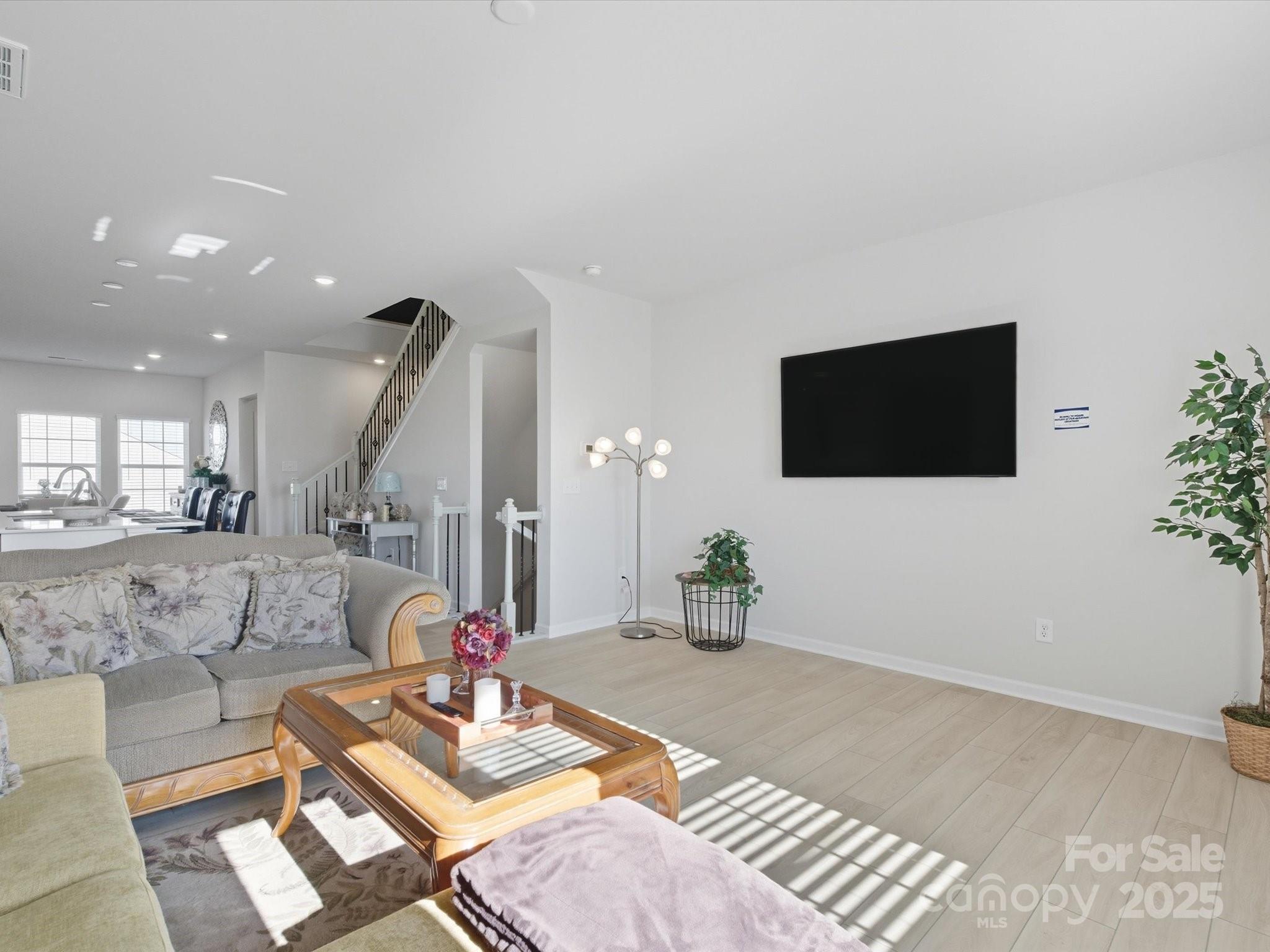 Elizabeth - Residential