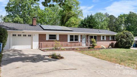 Photo of 1341 26th Street SW, Hickory, NC 28602 (MLS # 4371574)