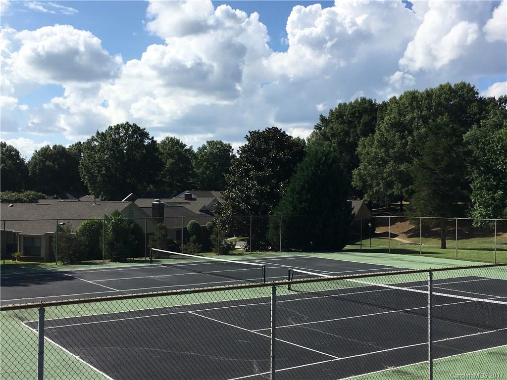 Quail Hollow Estates - Residential Lease