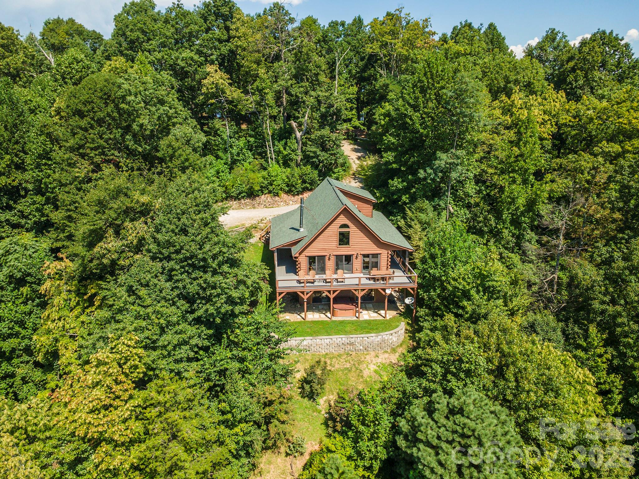 1242 Gateway Parkway