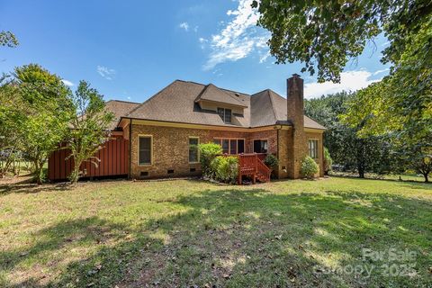 A home in Fort Mill