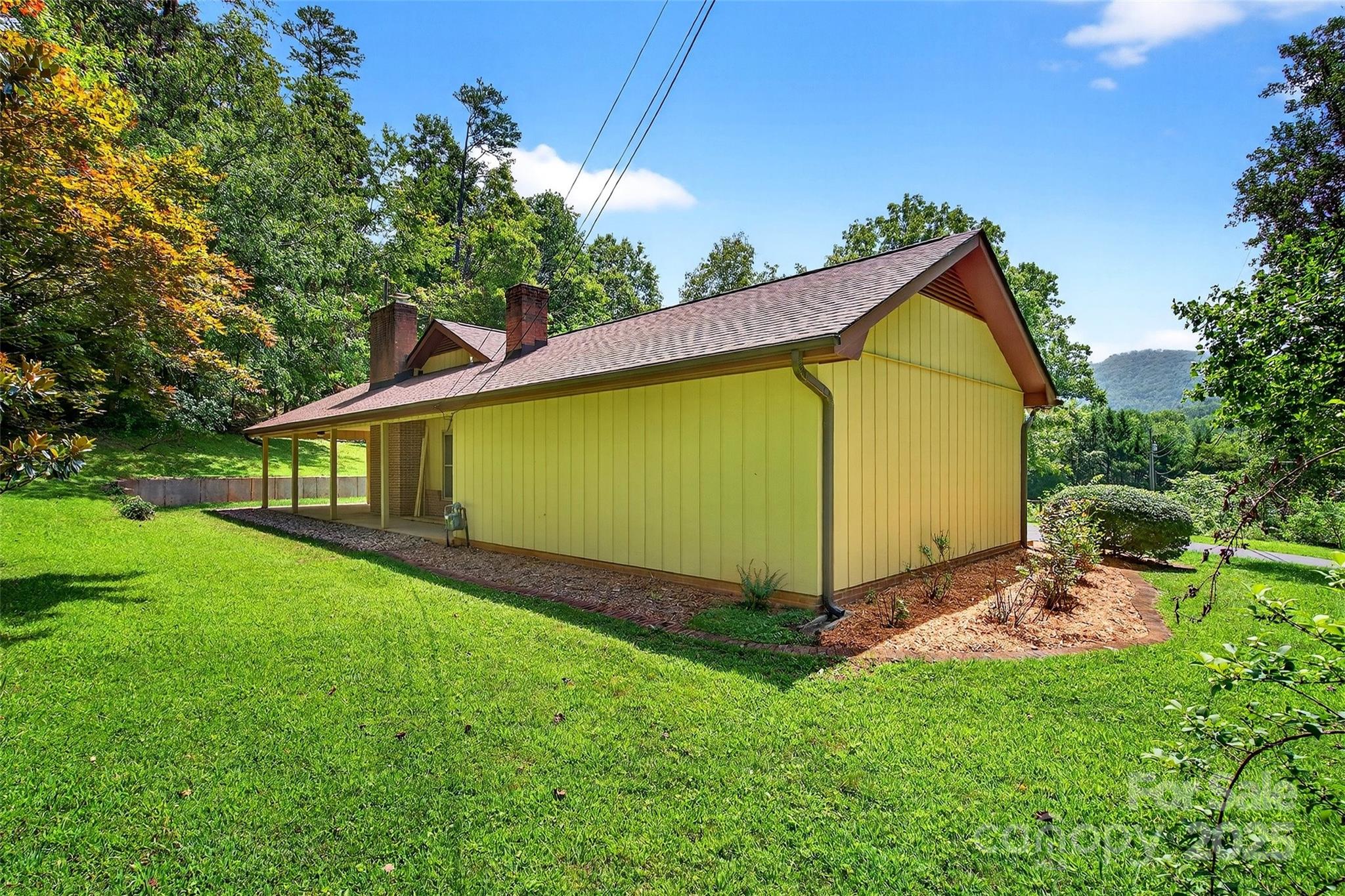 63 Pinecroft Road