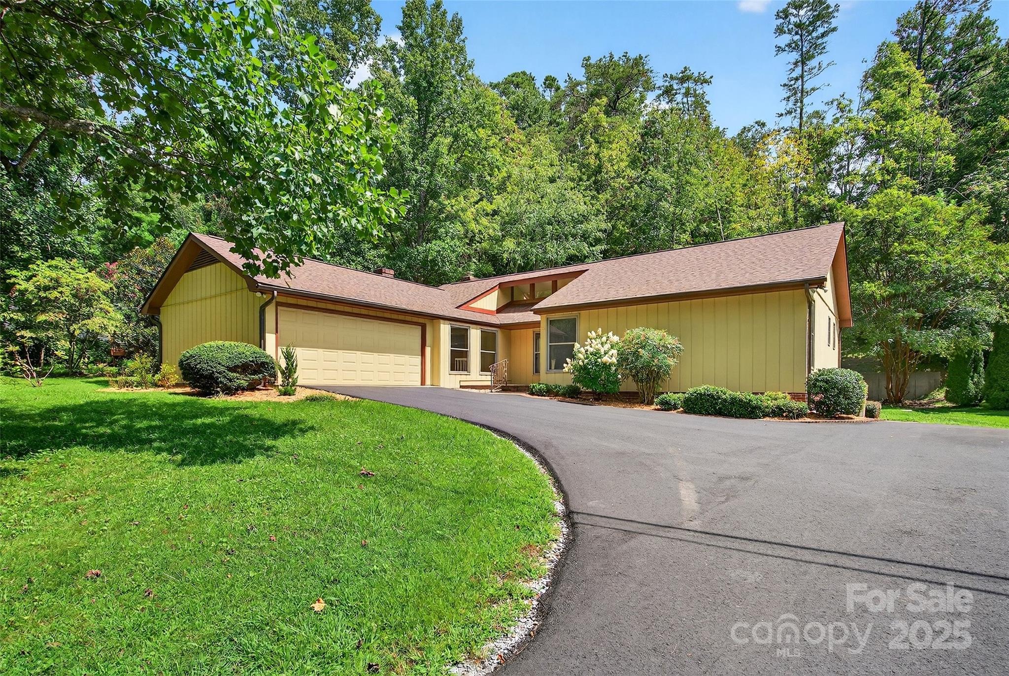 63 Pinecroft Road