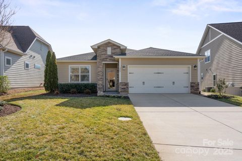 305 Hemlock Bluff Court Denver NC 28037