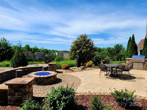 305 Hemlock Bluff Court Denver NC 28037