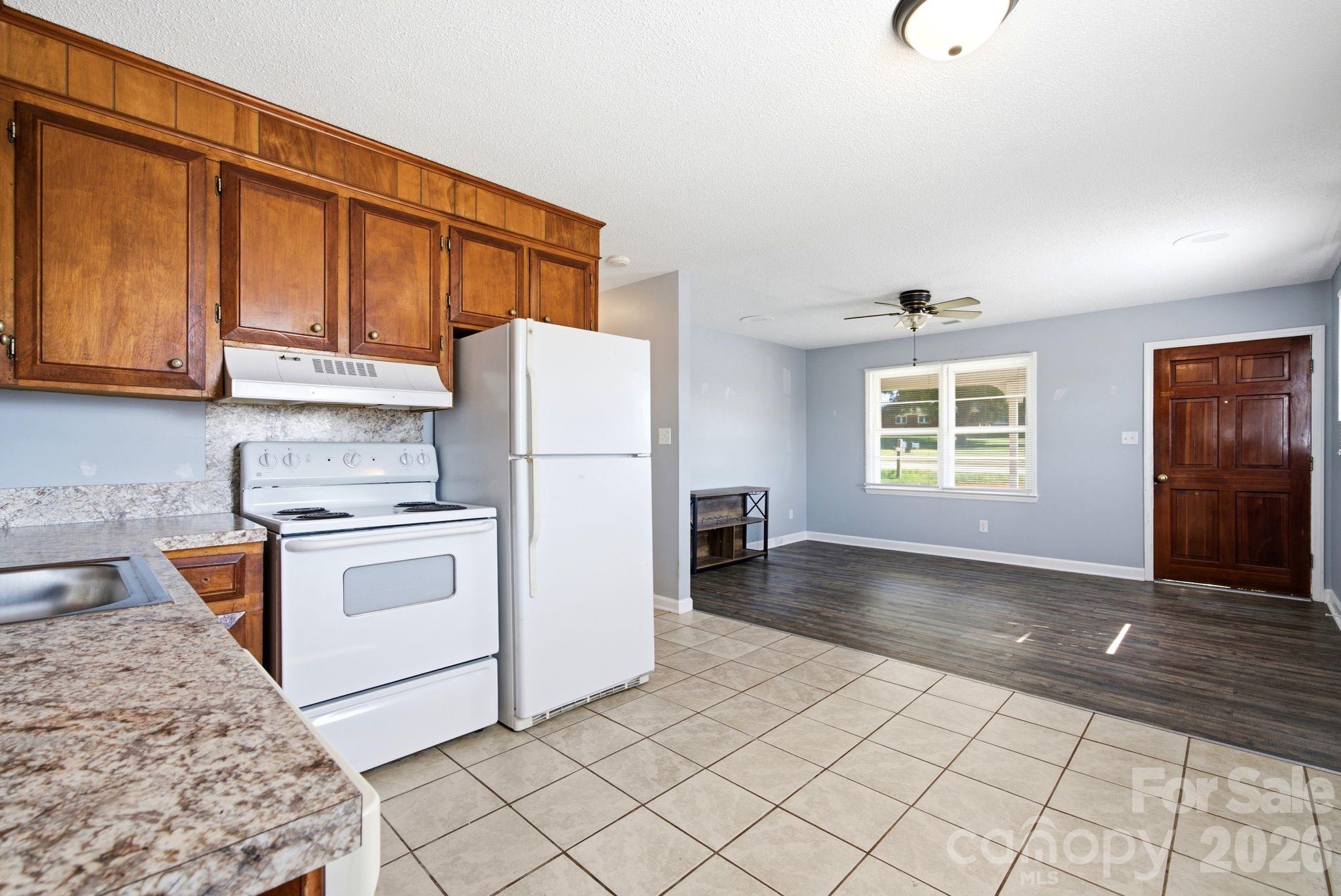 7537 Old Plank Road