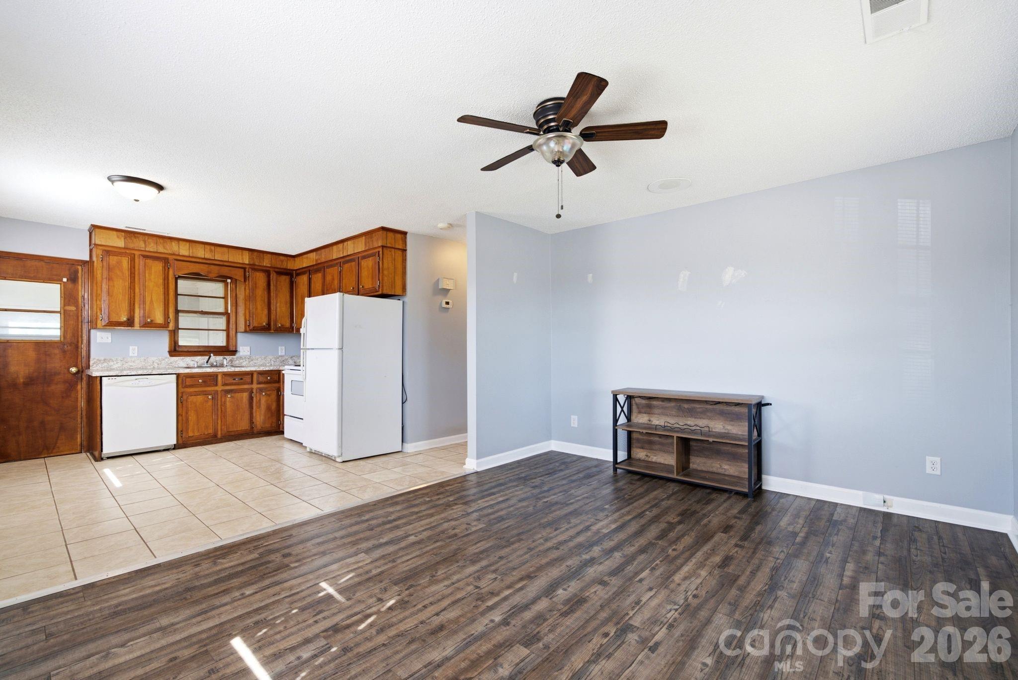 7537 Old Plank Road