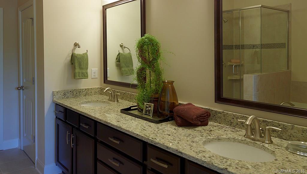 The Vineyards on Lake Wylie - Residential