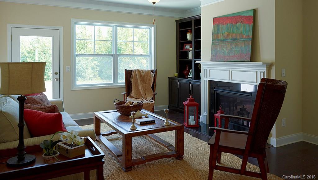 The Vineyards on Lake Wylie - Residential