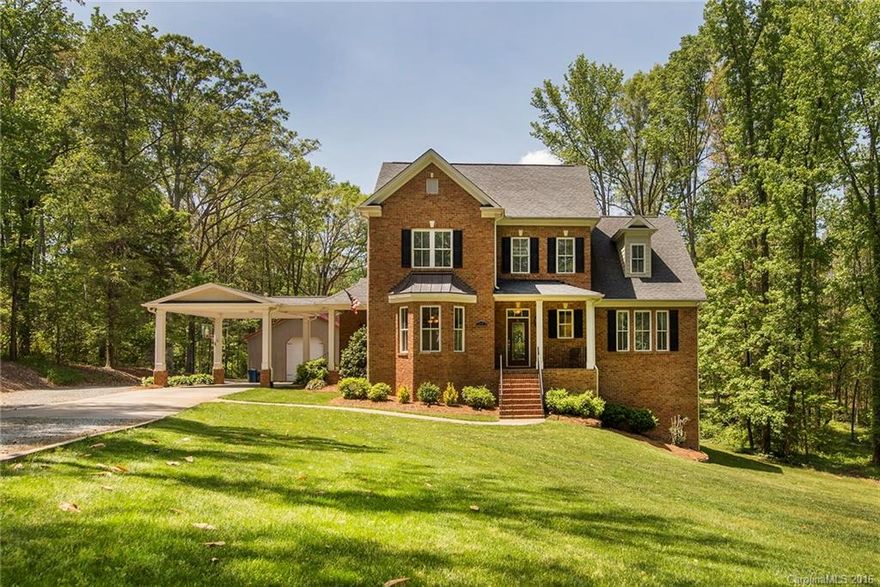 Country living built by an award winning builder!This custom built home has it all!Beautiful kitchen with granite counters,tile back splash,top of the line gas stove with stainless steel hood and built in microwave.Extensive moldings with solid core doors gives this open floorplan the wow factor you have been looking for.The basement gives you a 2nd living quarters with full kitchen,bedroom,laundry,full bath, dining area and office.Detached 30x36 garage  has 12 ft garage door on both ends.