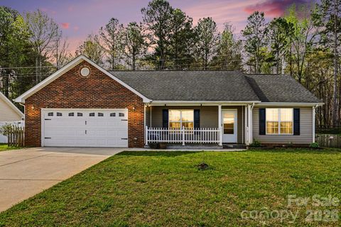 Photo of 1117 Landen Chase Drive, Monroe, NC 28110 (MLS # 4360372)