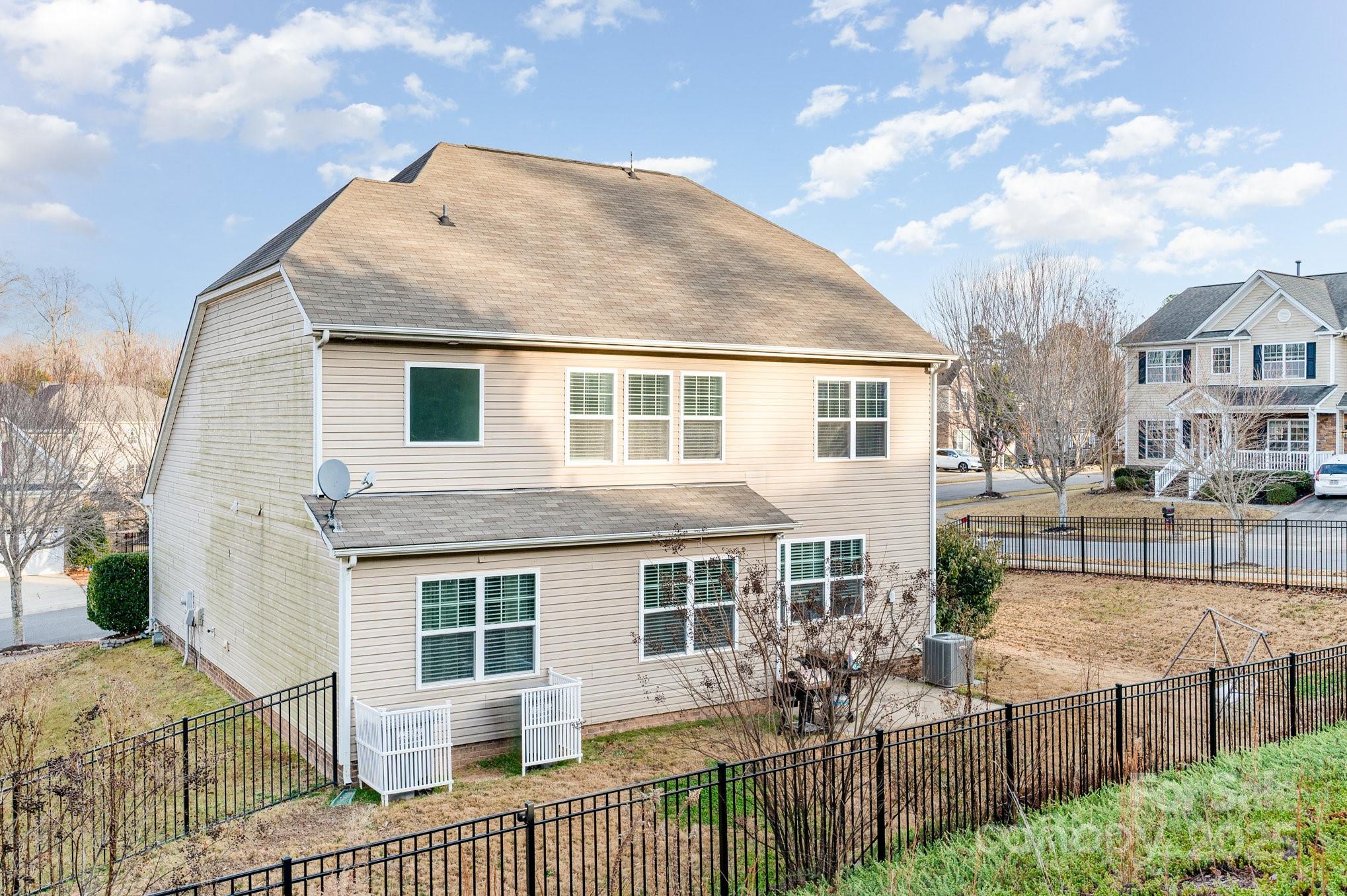 Stowe Pointe - Residential