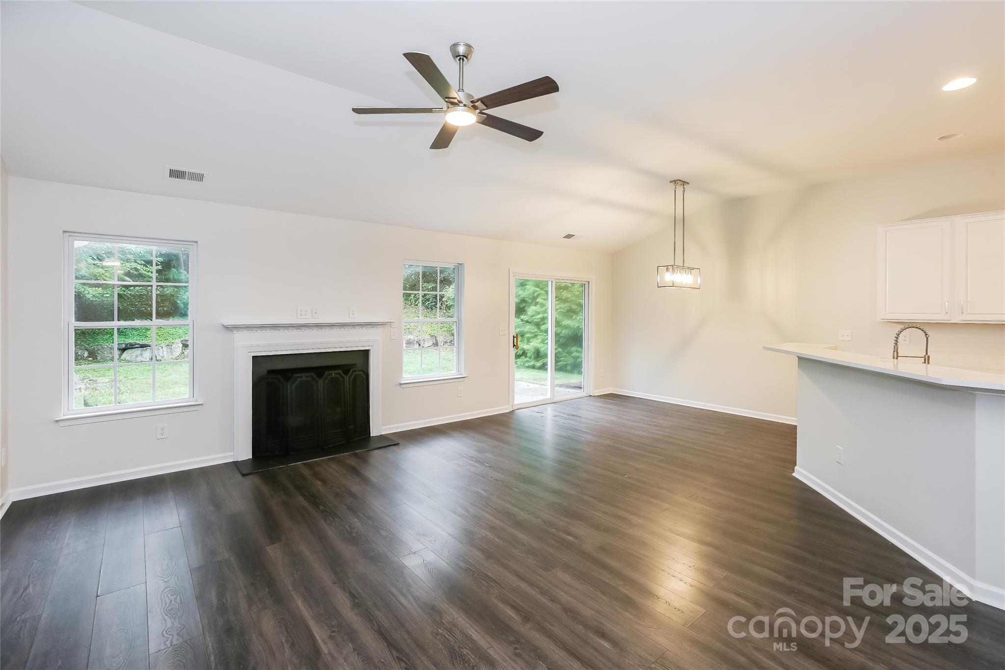 128 Edgington Street