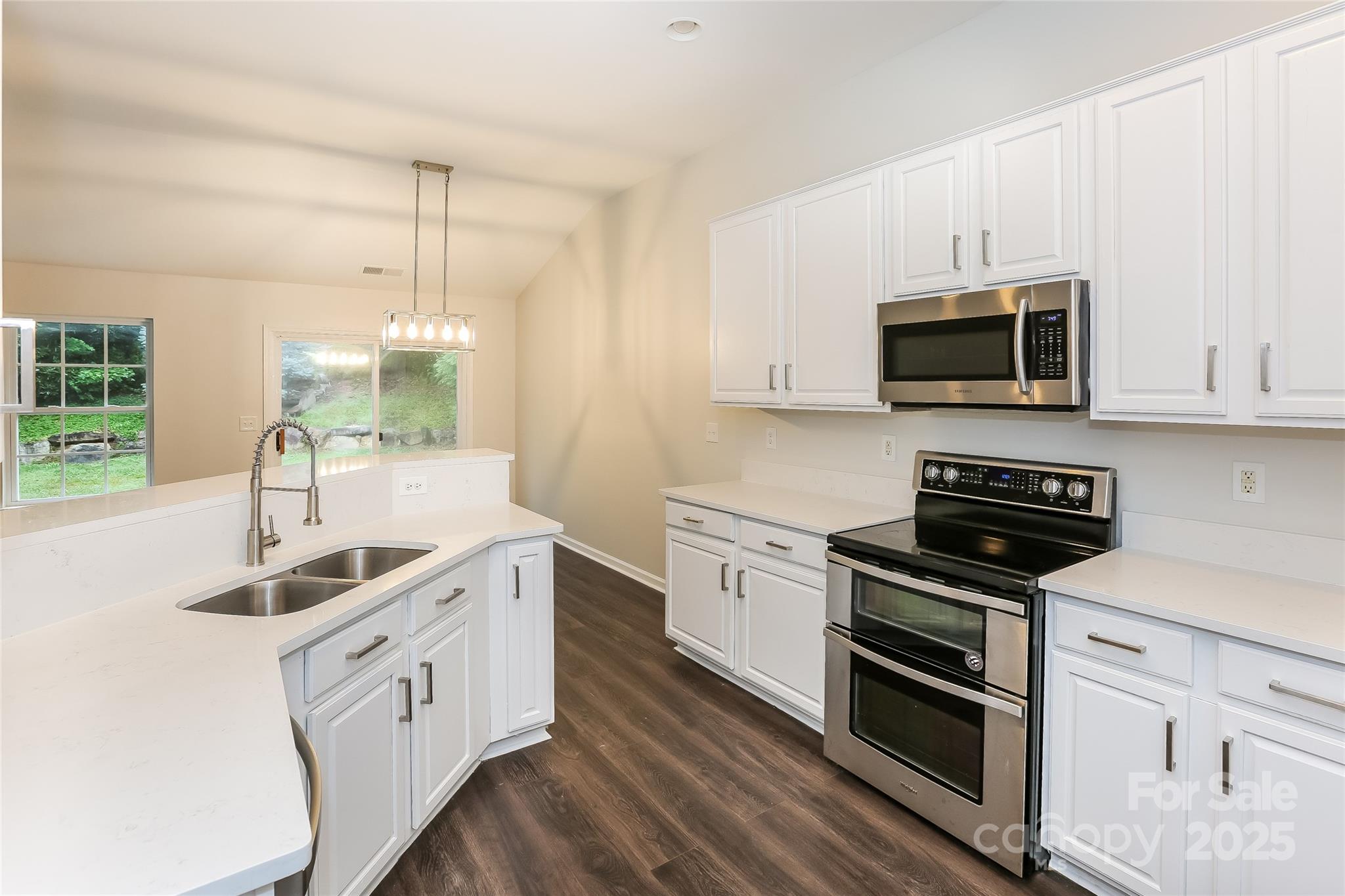 128 Edgington Street