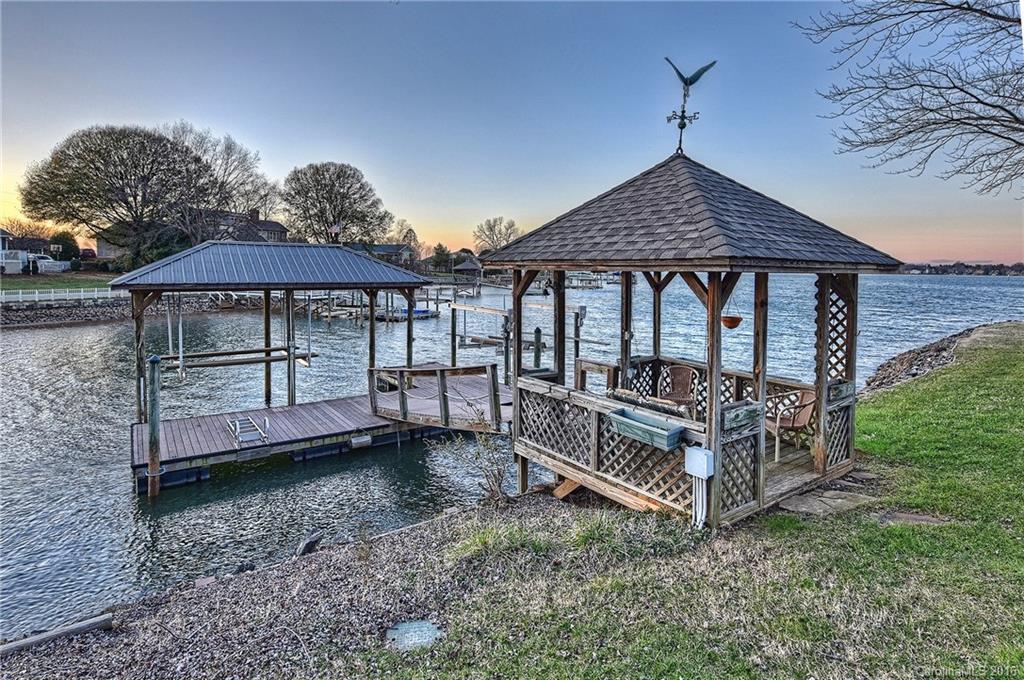 Country Club Shores - Residential