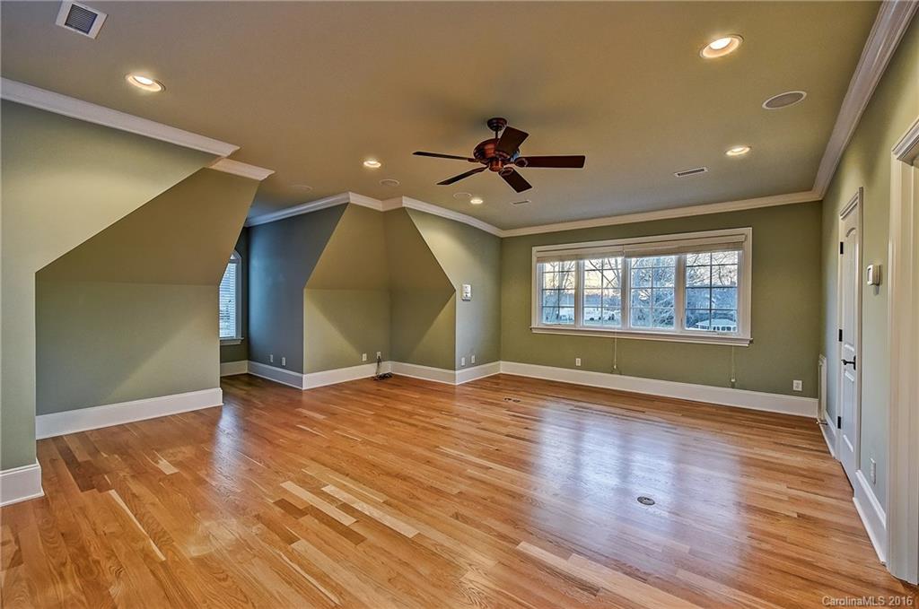 Country Club Shores - Residential