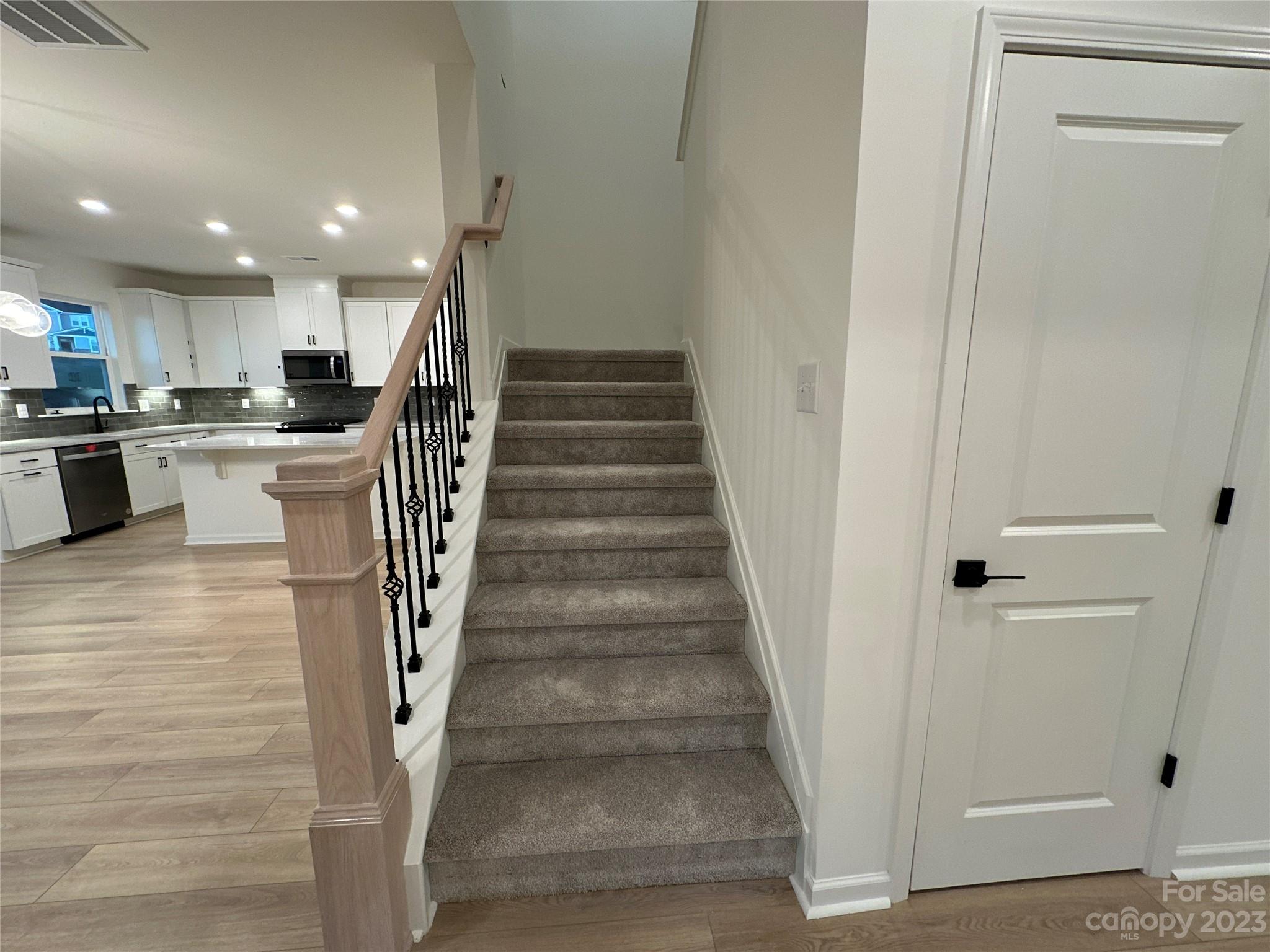 Bella Vista - Residential