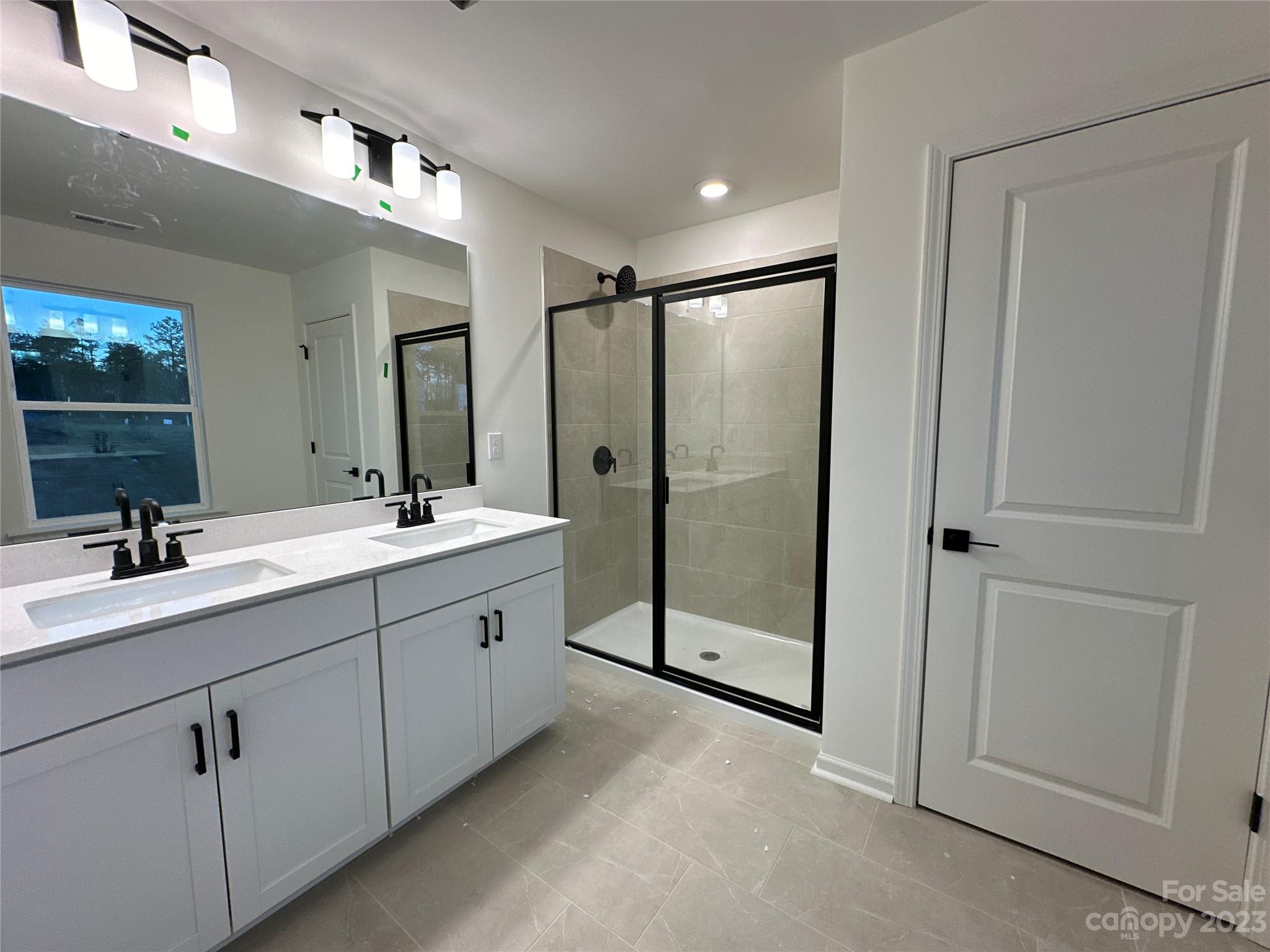 Bella Vista - Residential