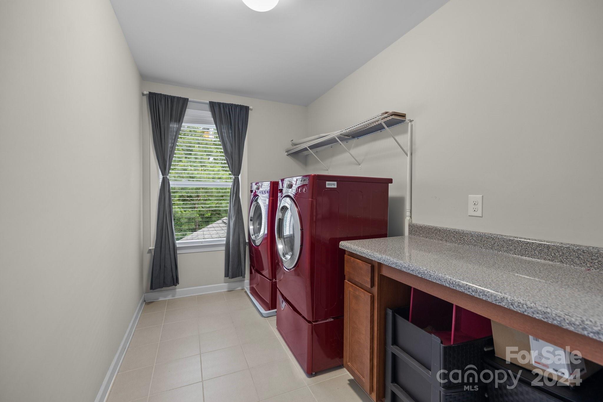 Lake Ridge - Residential