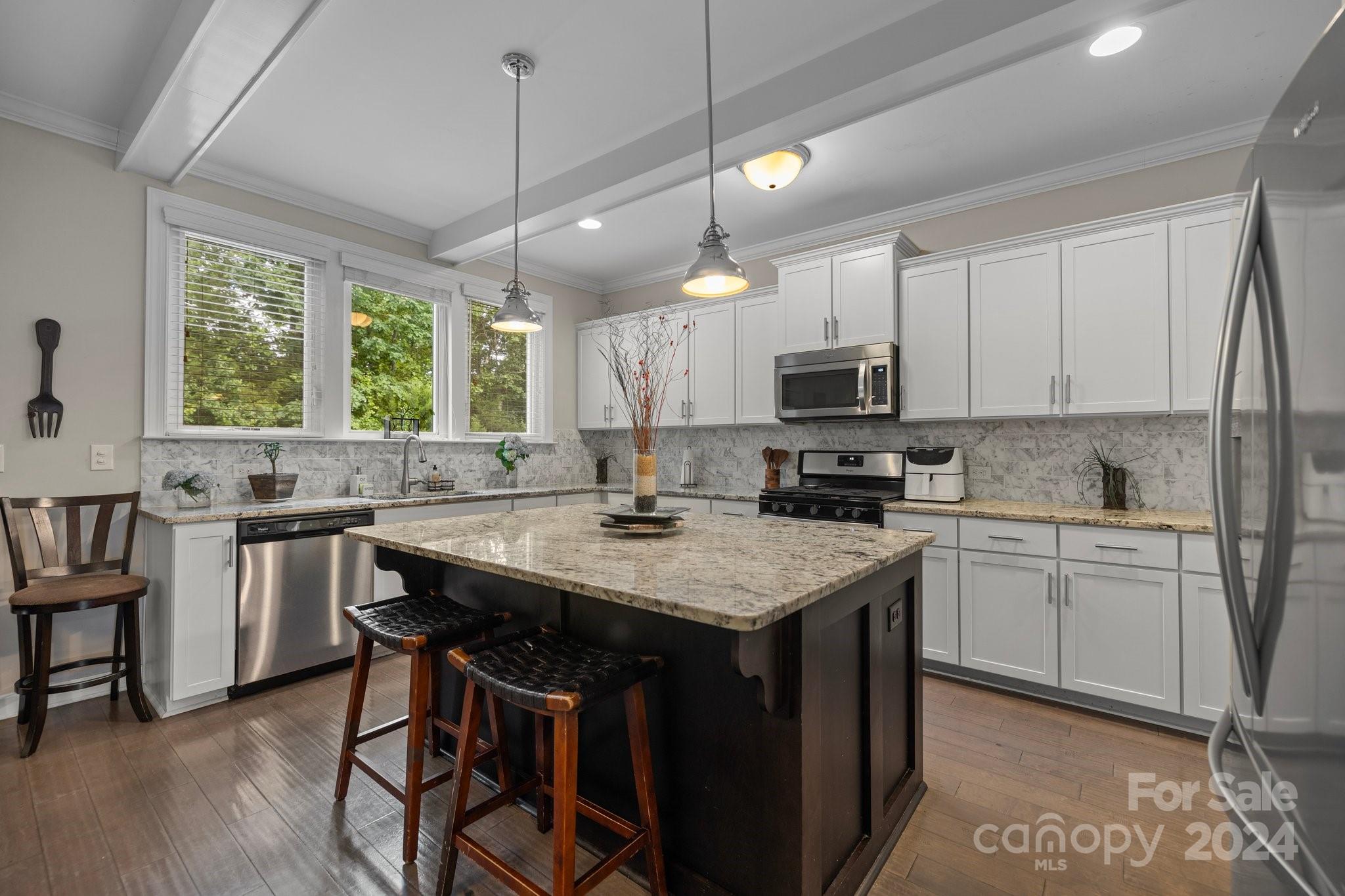 Lake Ridge - Residential