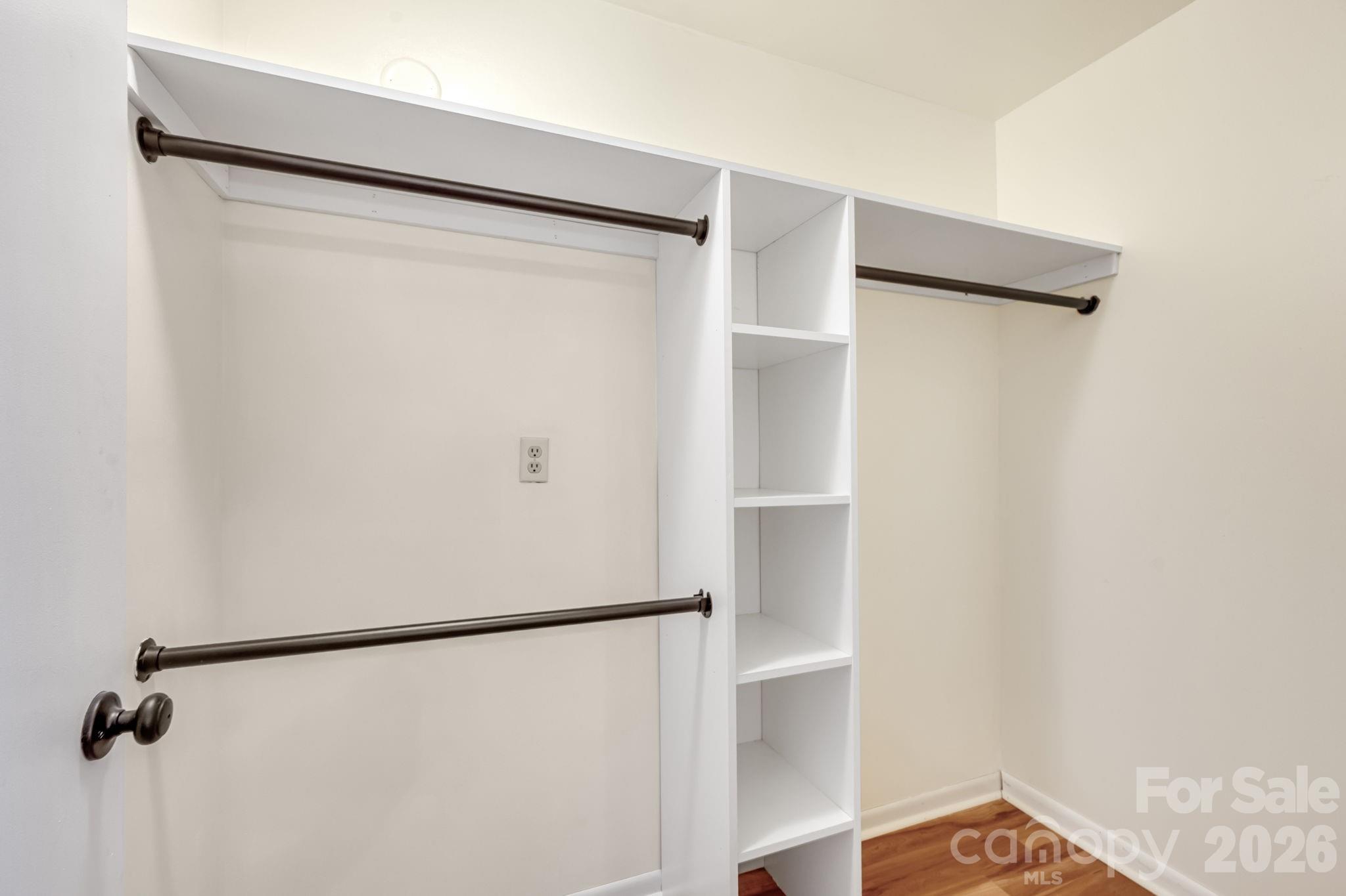 Dogwood Knolls - Residential