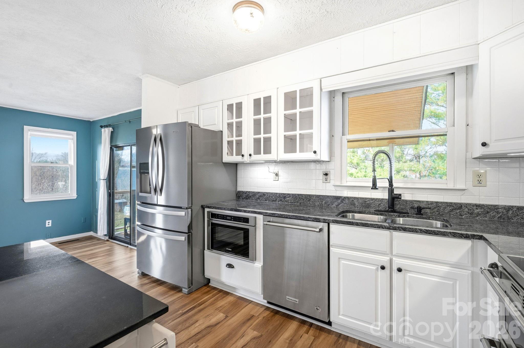 Dogwood Knolls - Residential