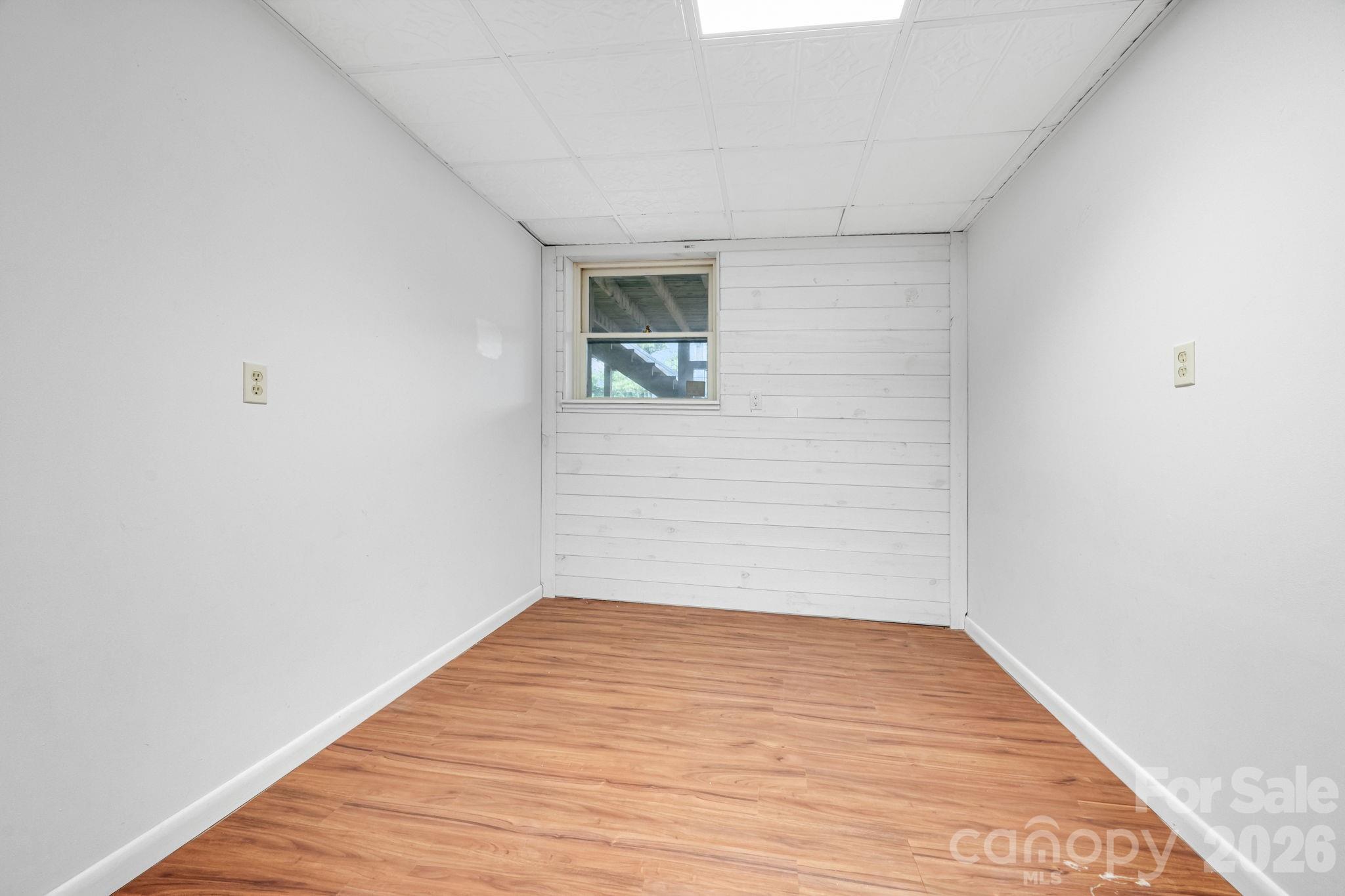 Dogwood Knolls - Residential