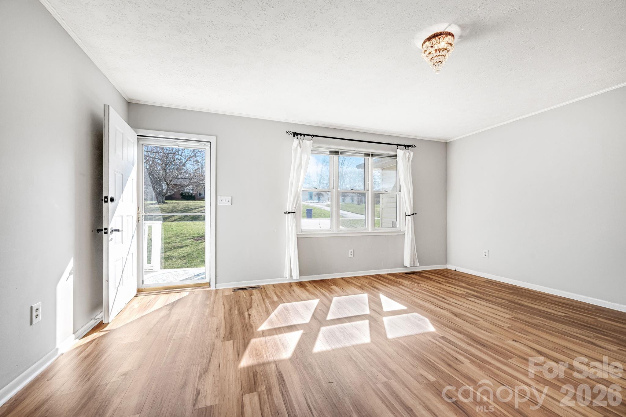 Dogwood Knolls - Residential