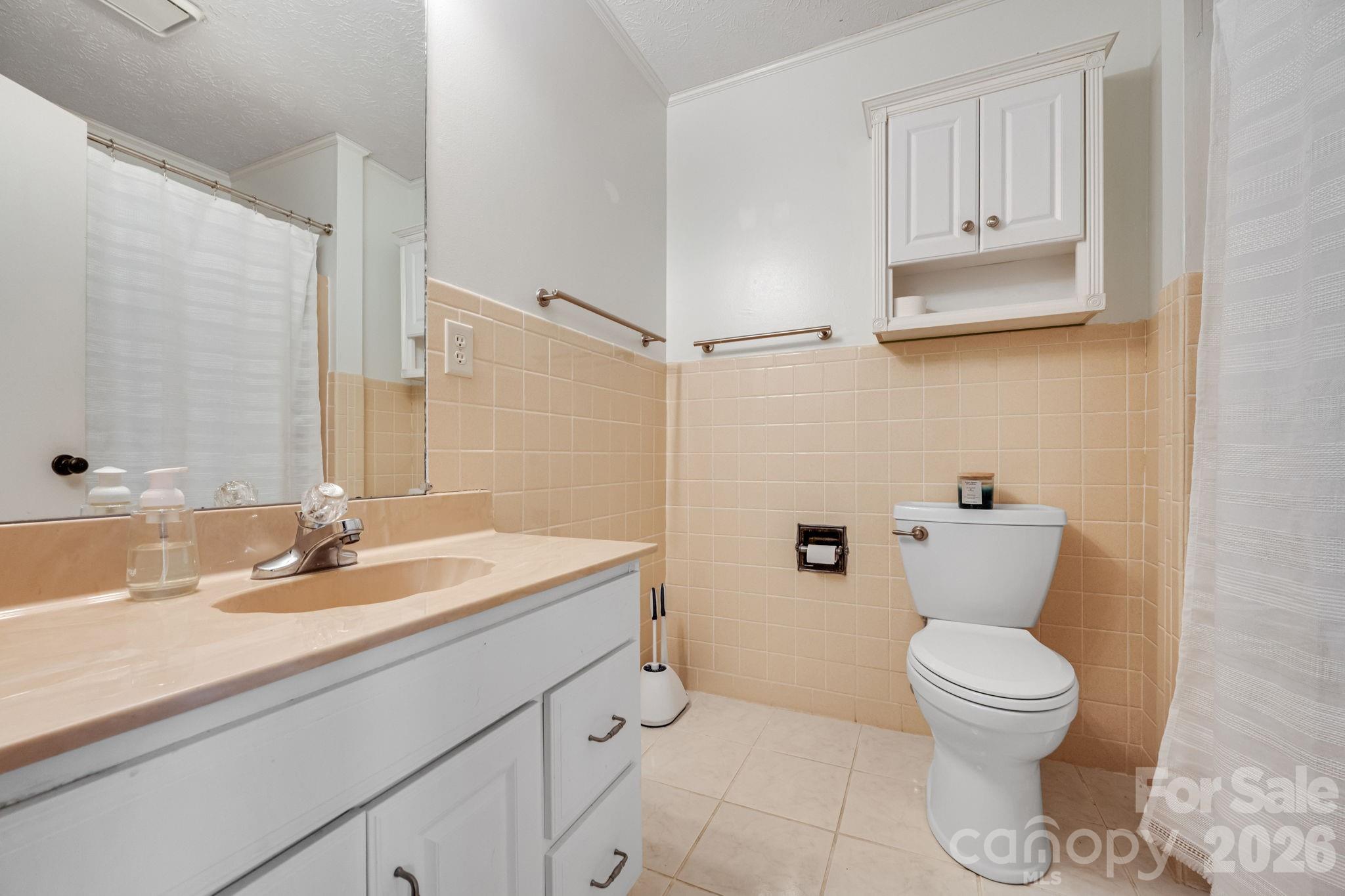 Dogwood Knolls - Residential