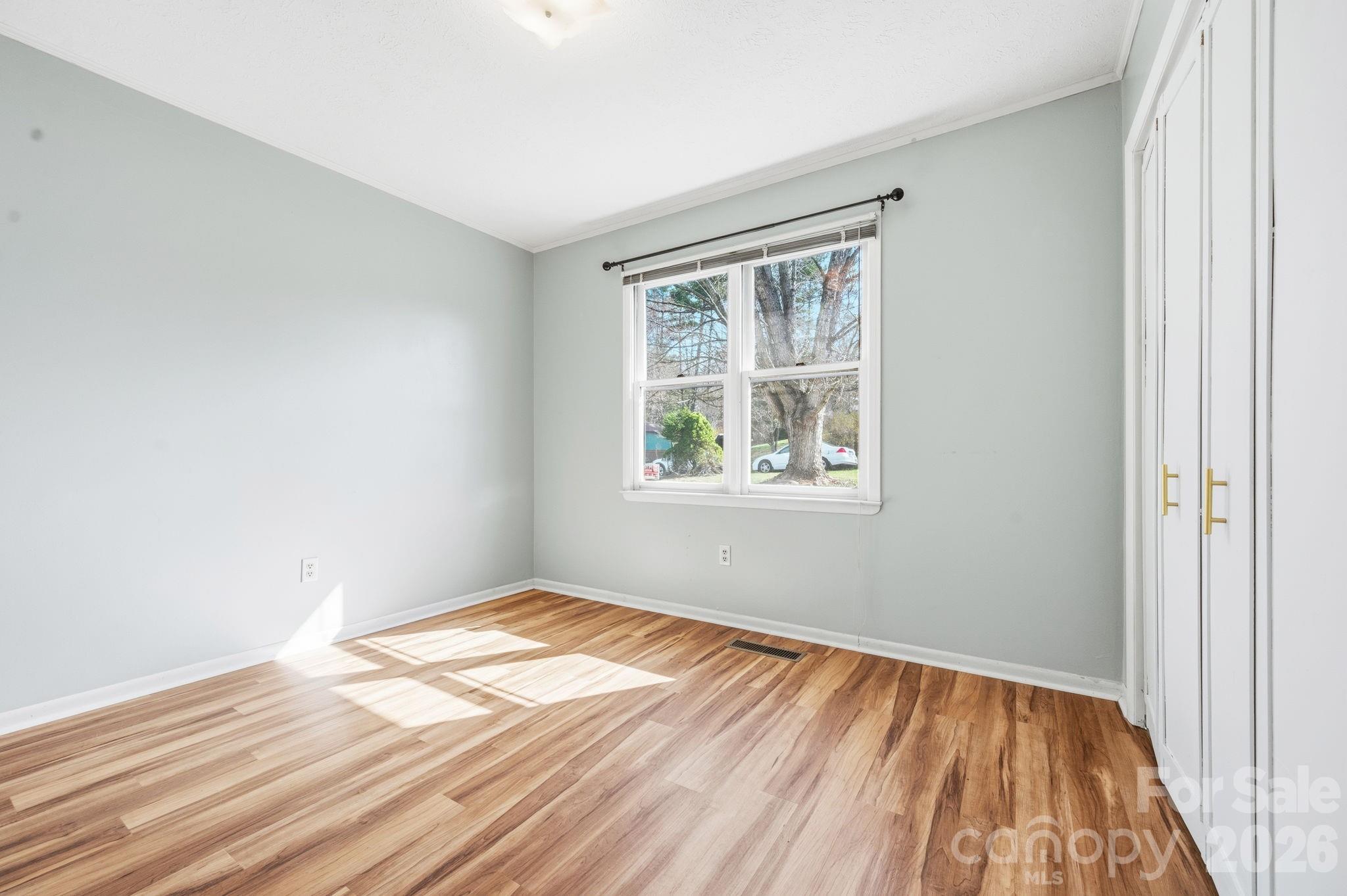 Dogwood Knolls - Residential