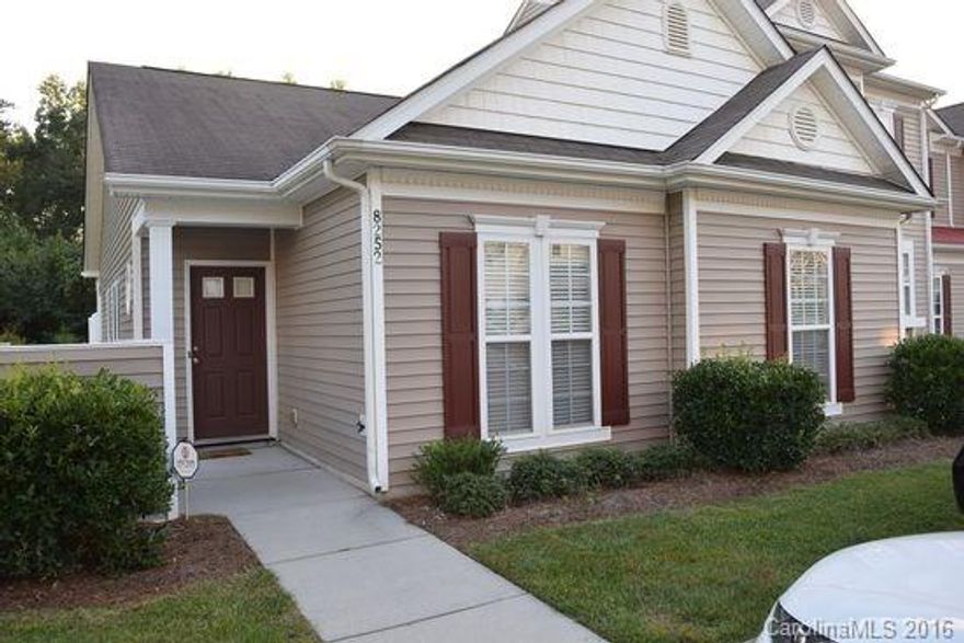 Great Price!Cul De Sac location in Kingstree, a treelined neighborhood of mixed use, SF homes,condos and townhomes .  Filled with natural light, hardwoods, large windows in all rooms. Kitchen has  pantry and Island/breakfast bar. SS refrigerator, range, microwave, dishwasher and disposal. Ample cabinets in kit.. Entry Hall Dining Area overlooks family room/fireplace and French door access to fenced in patio with stg.,. Walk-in Closet in Master Bedroom. Attached: Covenants  HOA/ info