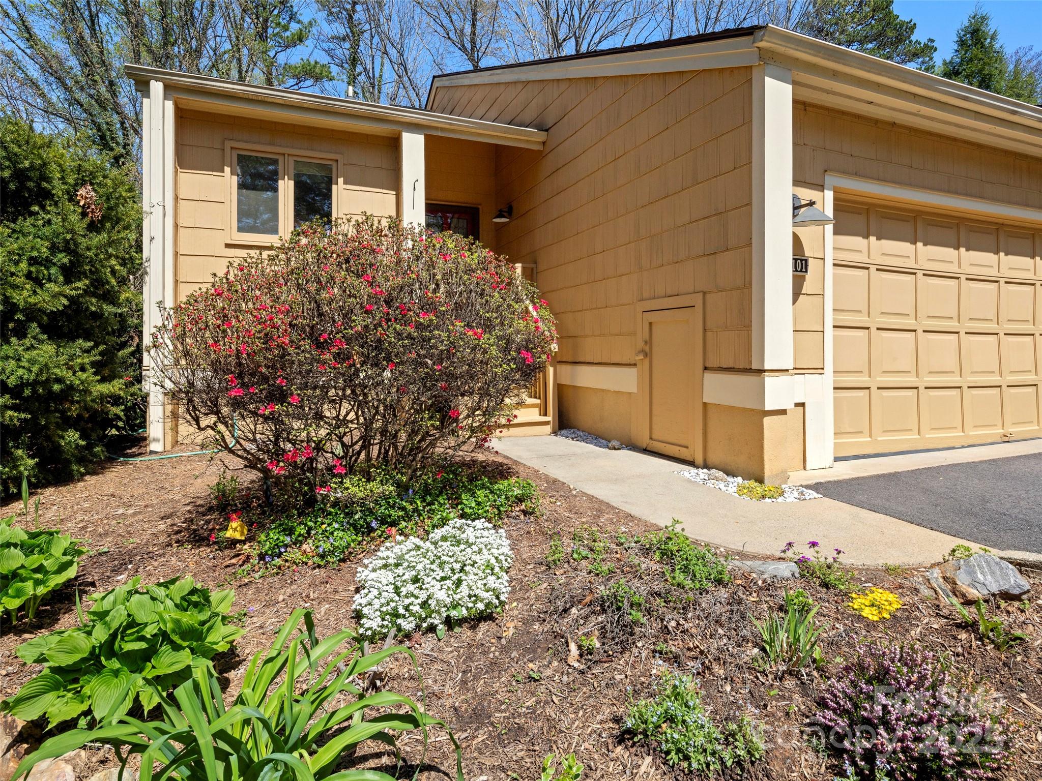 101 Beaver Ridge Road