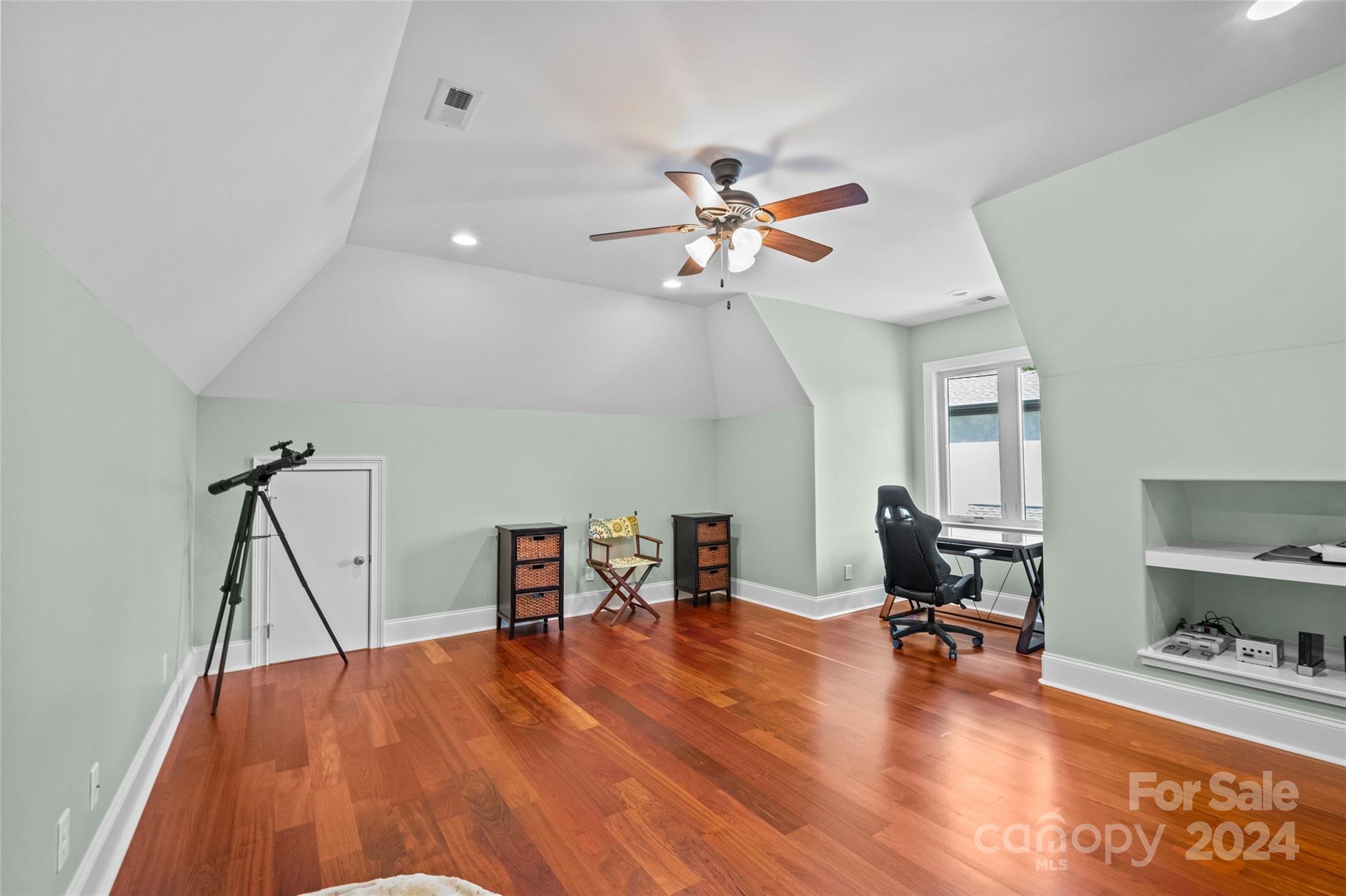 Harbor Oaks - Residential