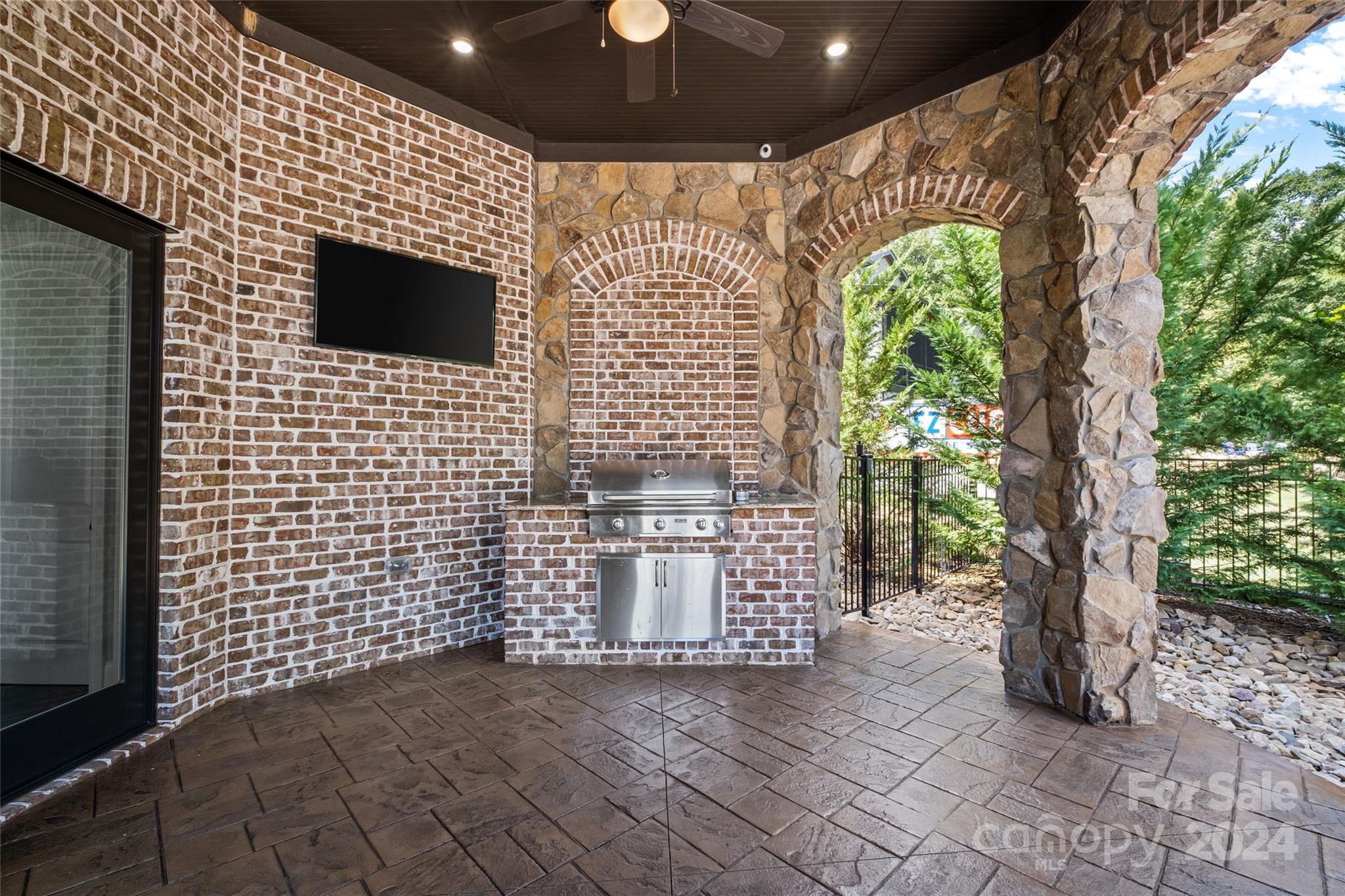 Harbor Oaks - Residential