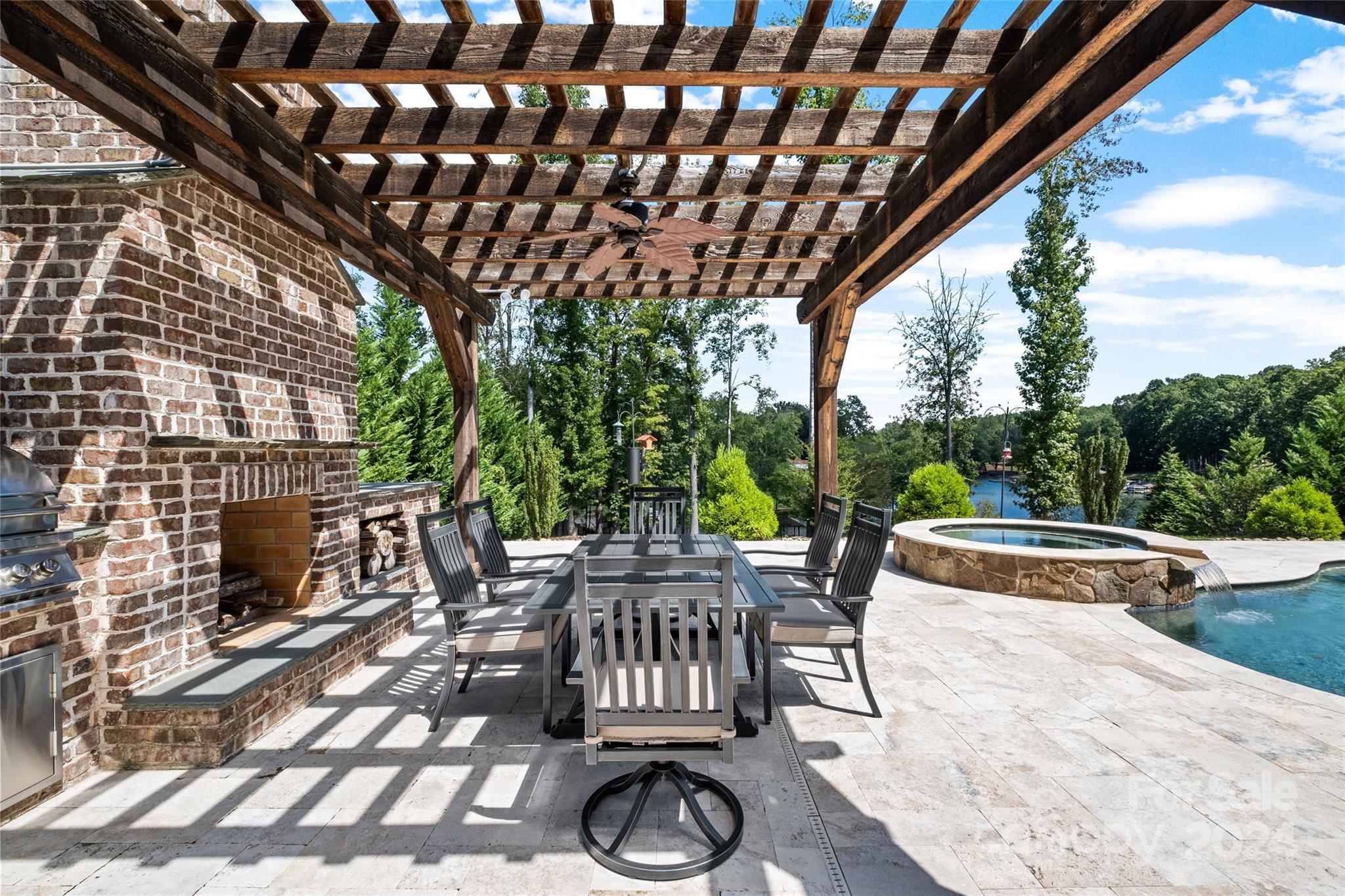 Harbor Oaks - Residential