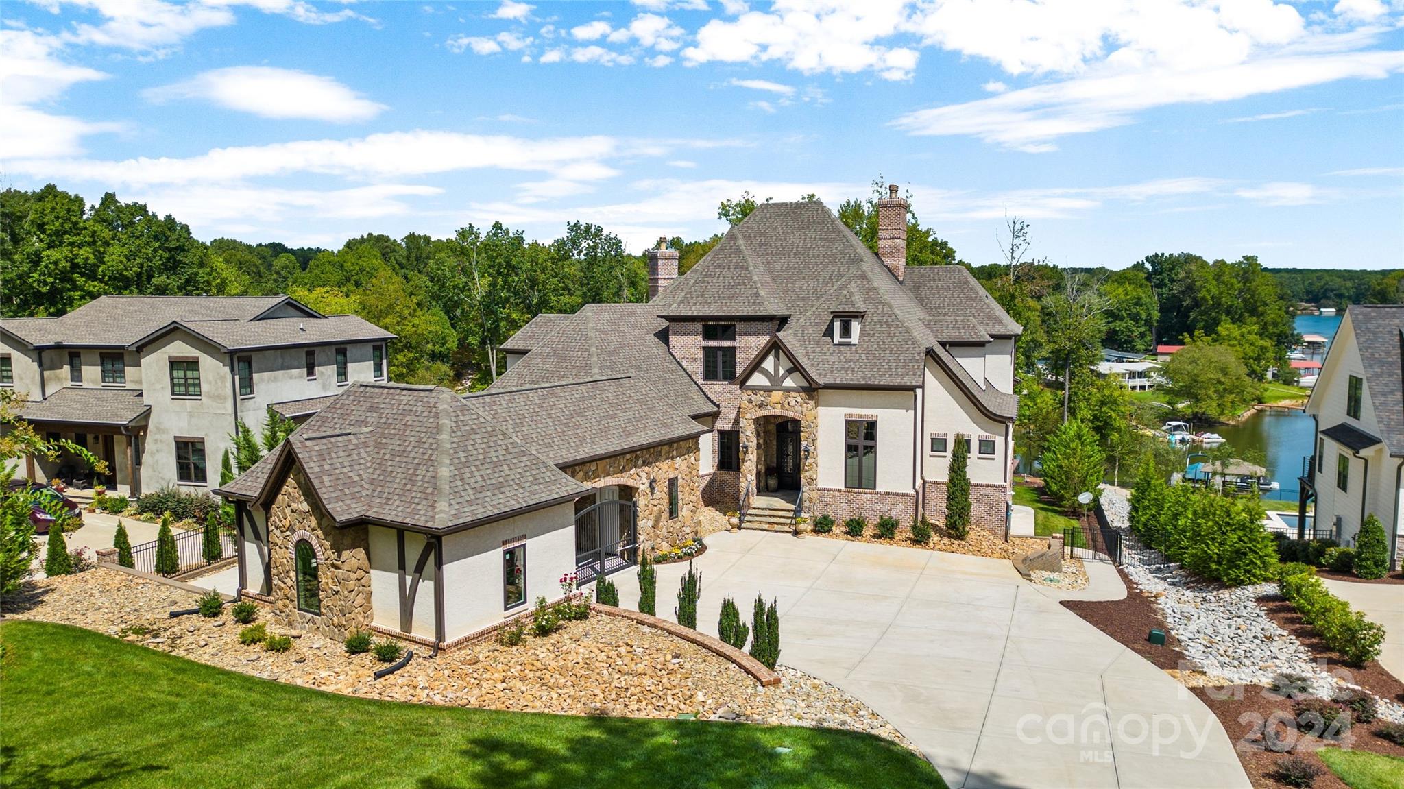 Harbor Oaks - Residential