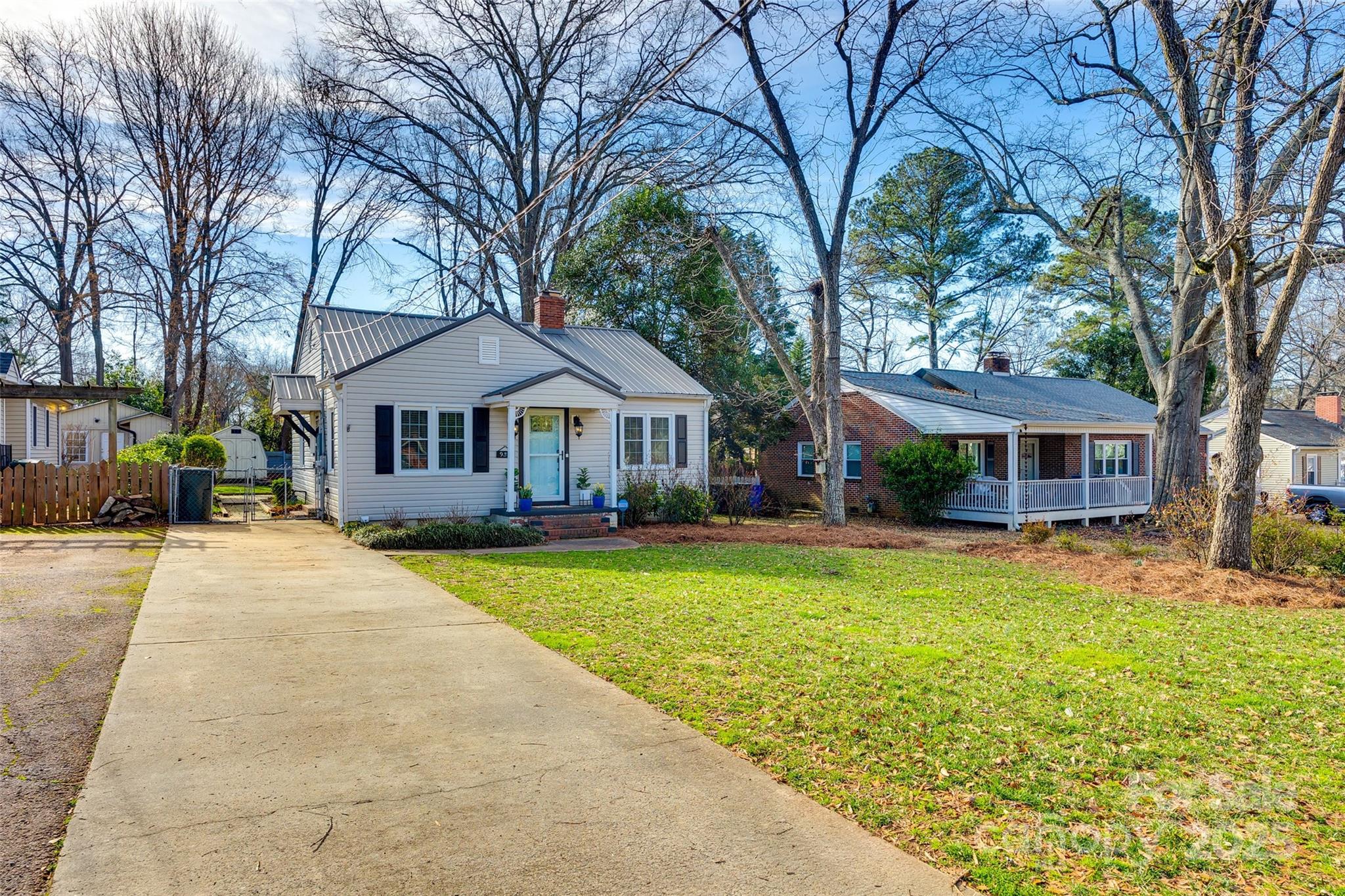 Seventeen Acres - Residential