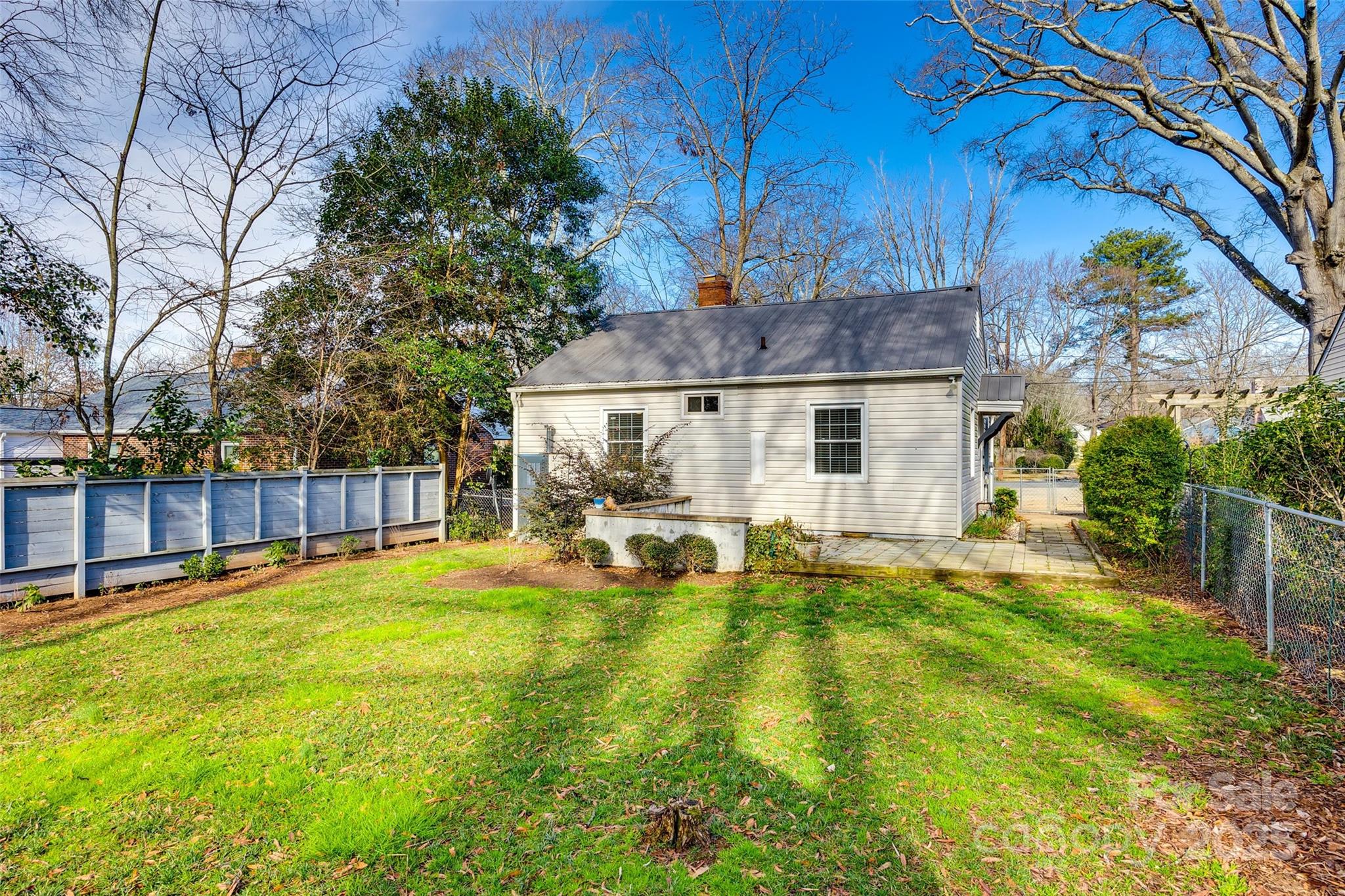 Seventeen Acres - Residential