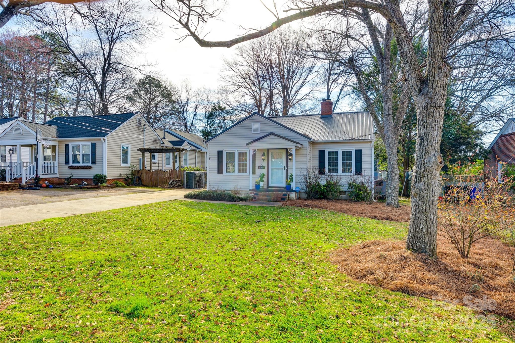 Seventeen Acres - Residential