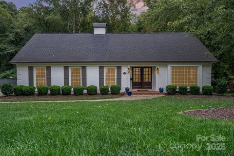 Photo of 5744 Bellechasse Street, Charlotte, NC 28210 (MLS # 4306189)